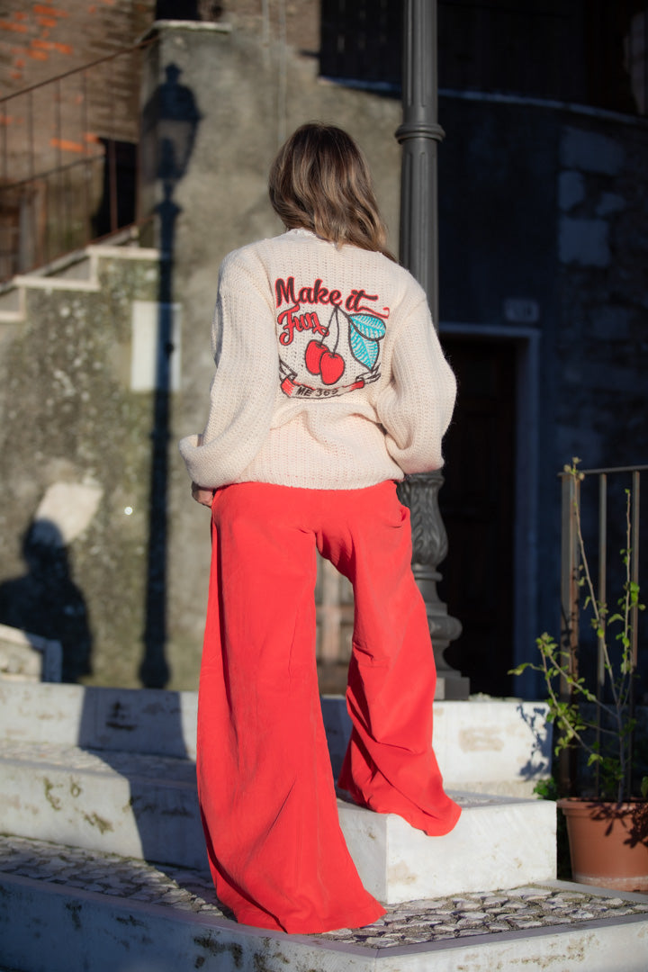 I love my pants. Pantaloni rossi.
