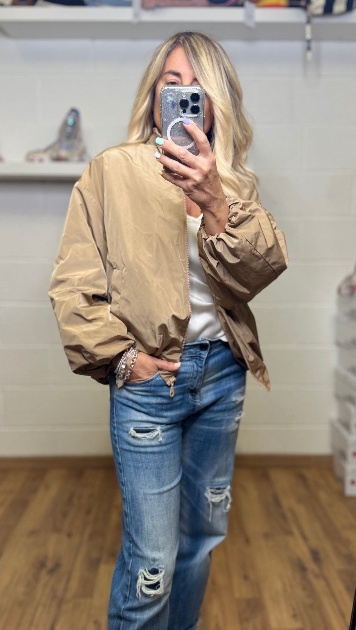 Mimietmama. Bomber camel