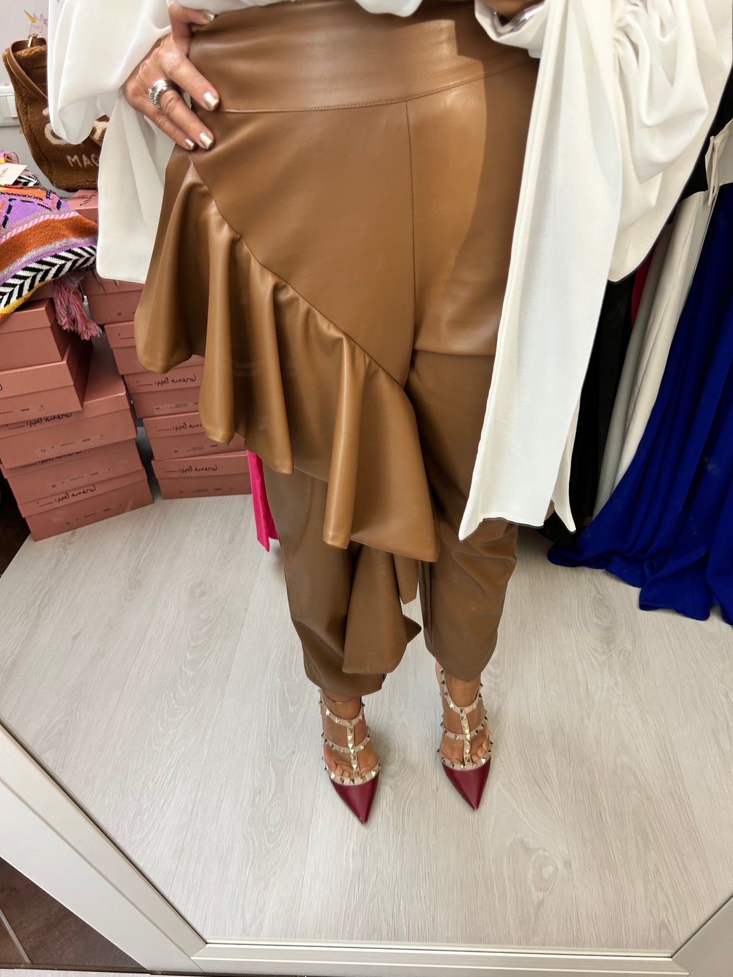 Mimietmama . Pantalone ecopelle.
