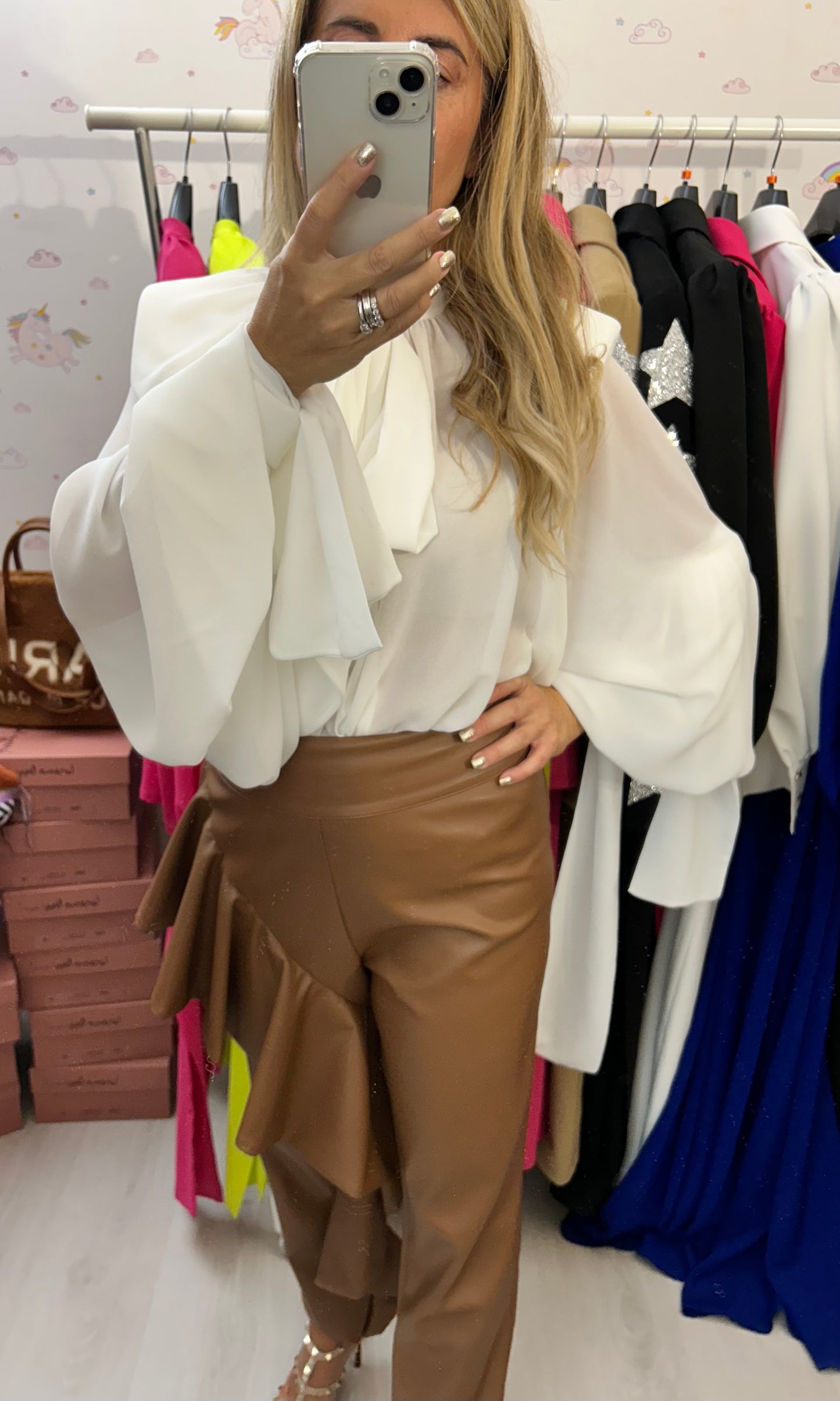 Mimietmama . Pantalone ecopelle.