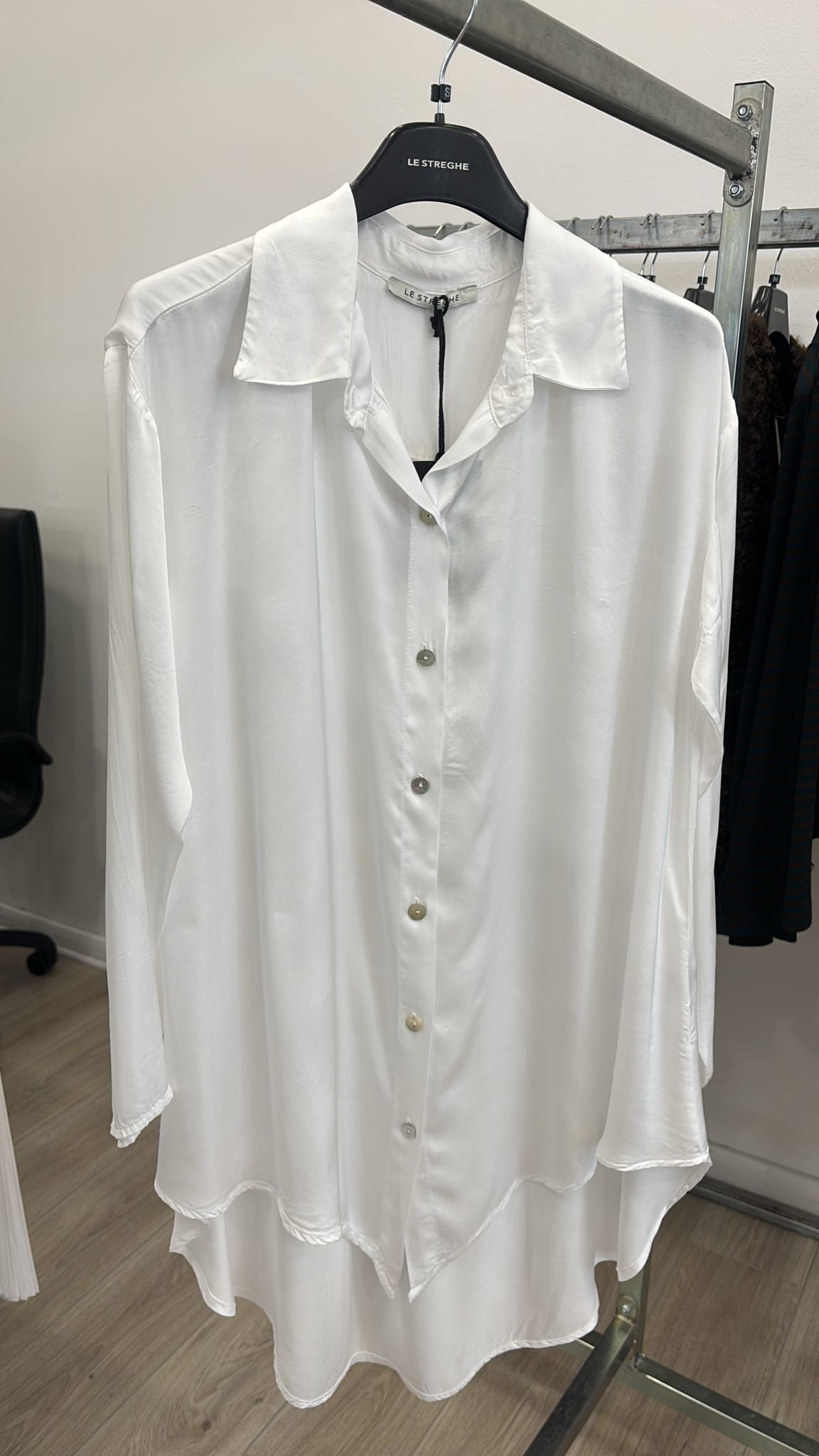 Le Streghe. Camicia in satin