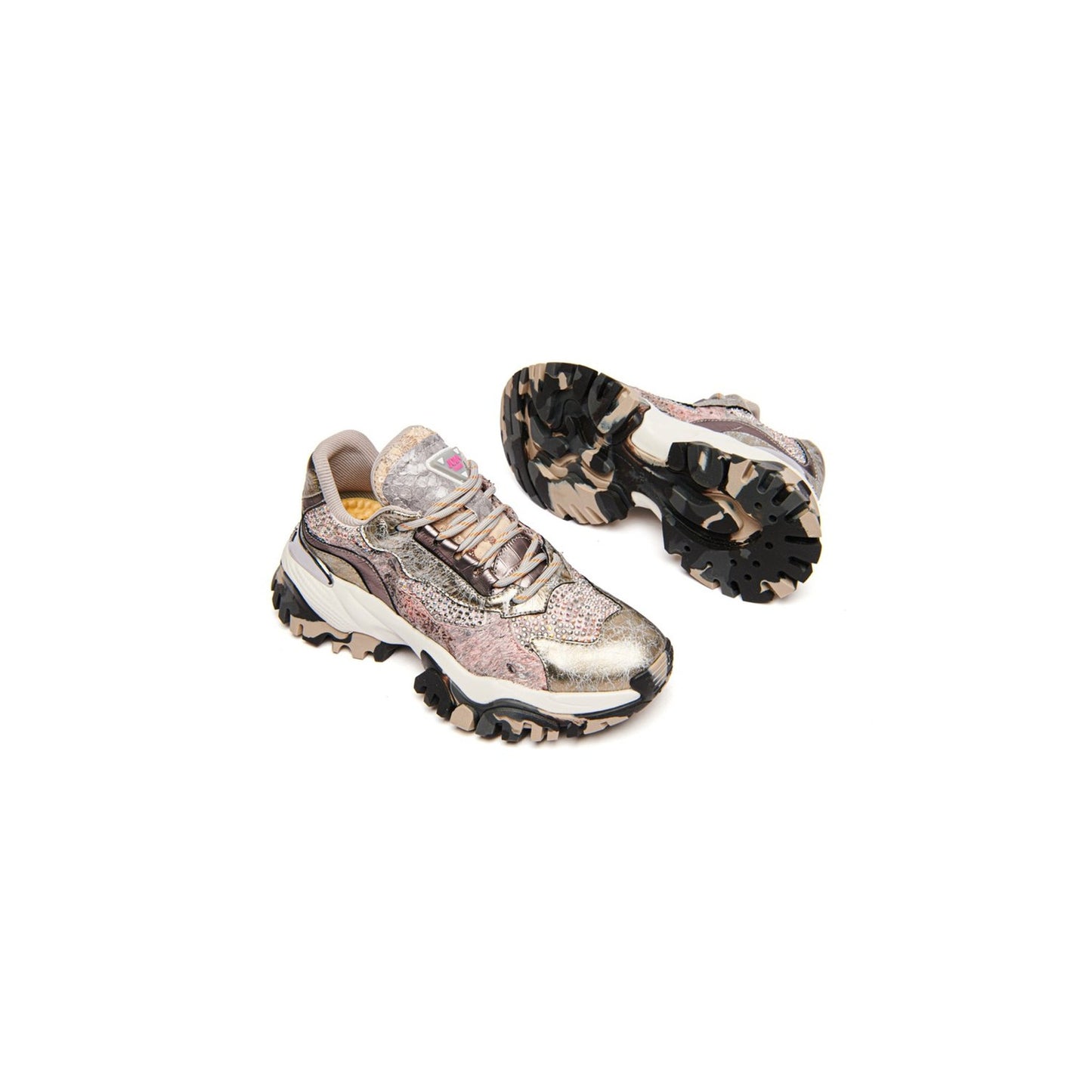 Joia Paris. Sneakers silver white