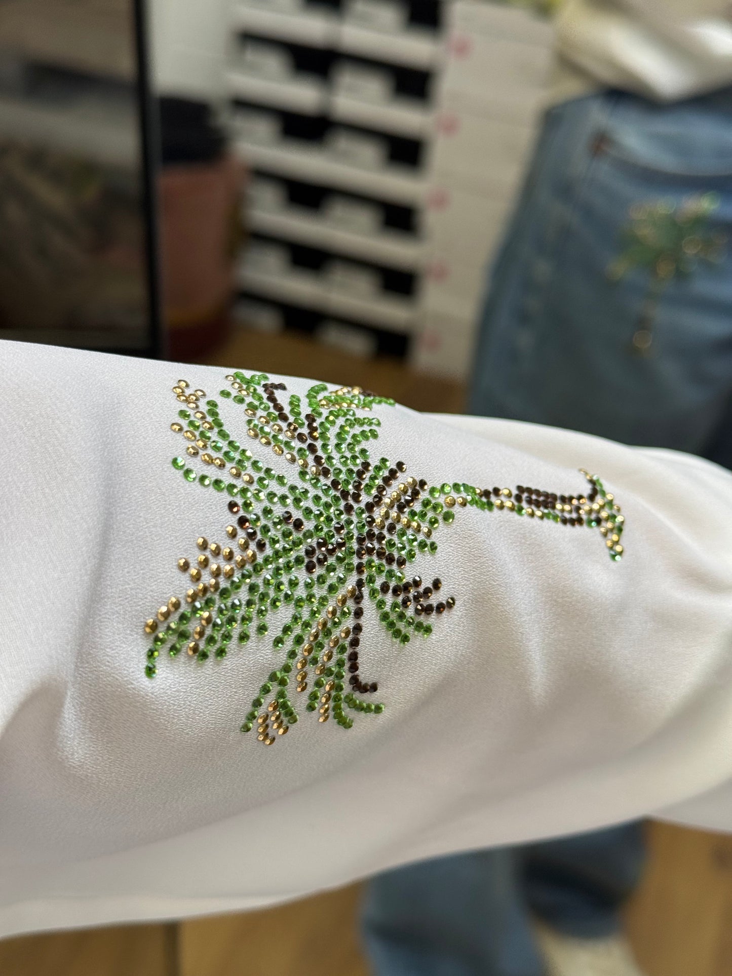 5 Progress. Camicia con palme