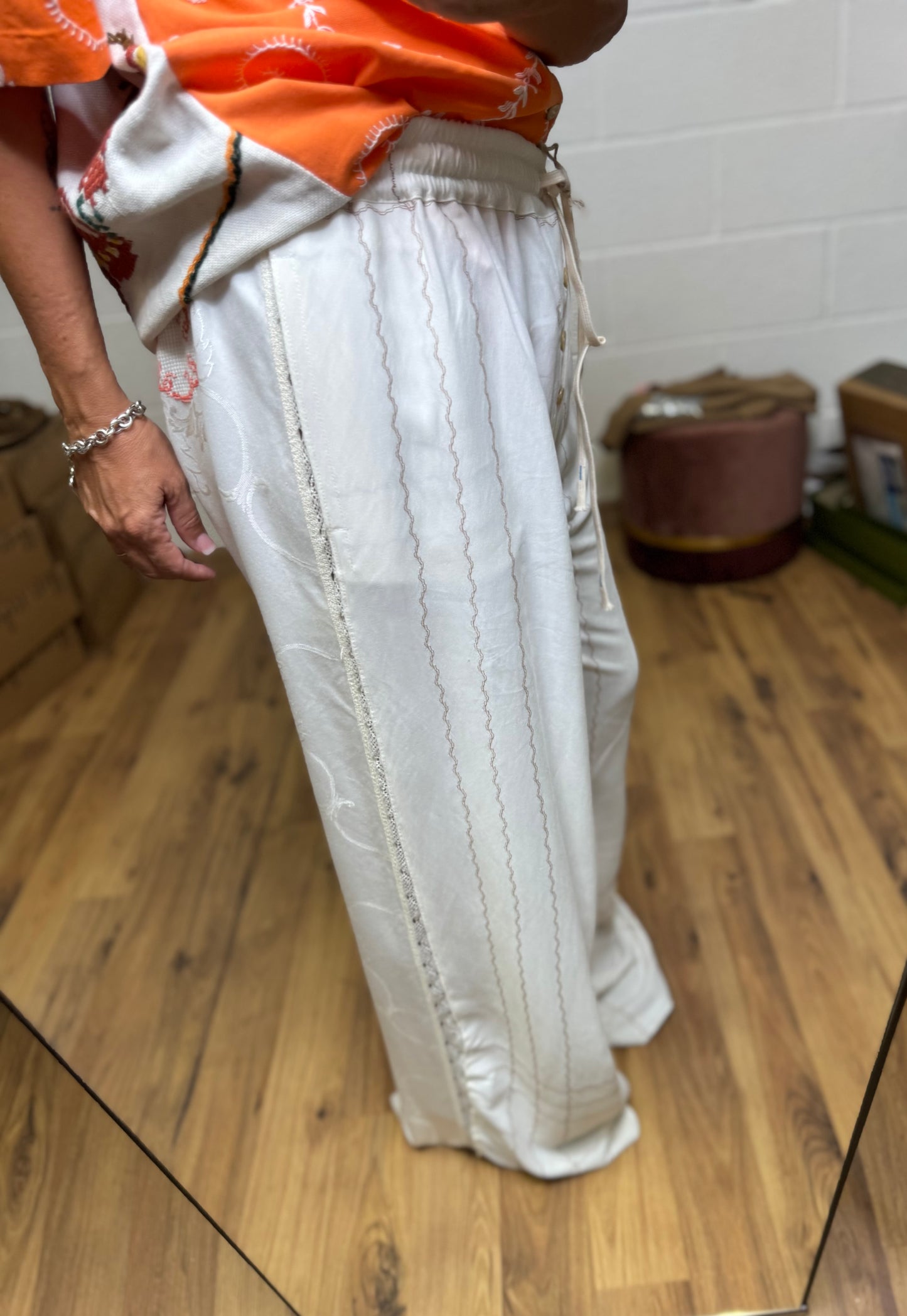 Front Street. Pantaloni palazzo-60%