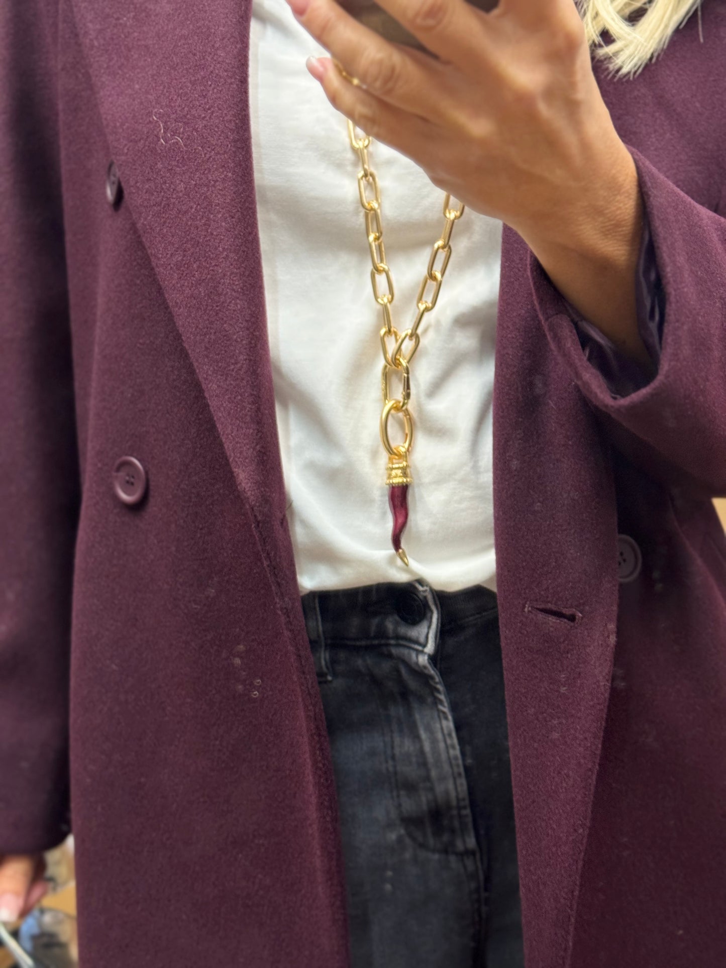 Aleva bijoux. Corno smaltato burgundi