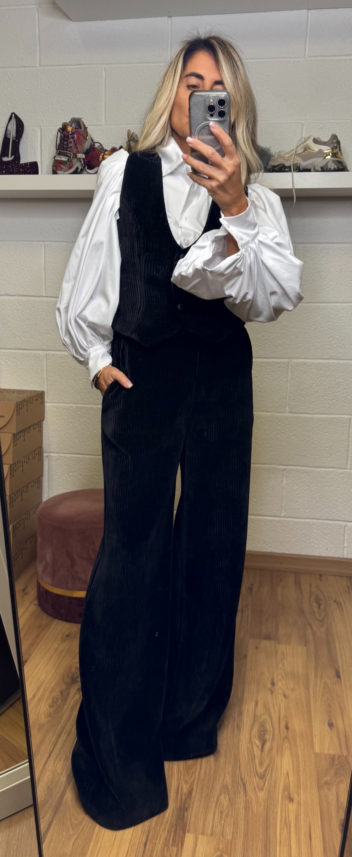 Mimi et mama. Pantalone nero