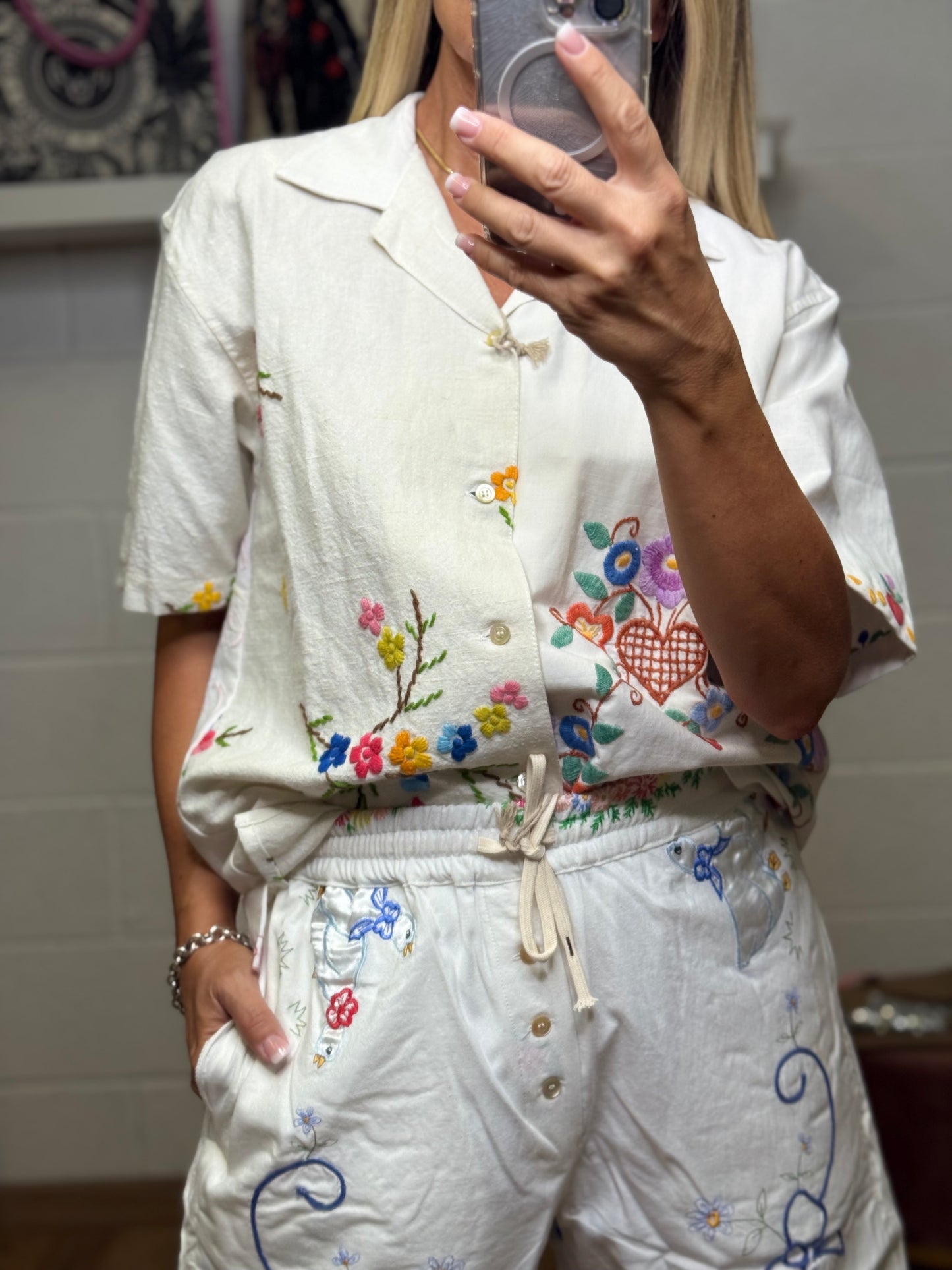 Front street. Camicia bianca-60%
