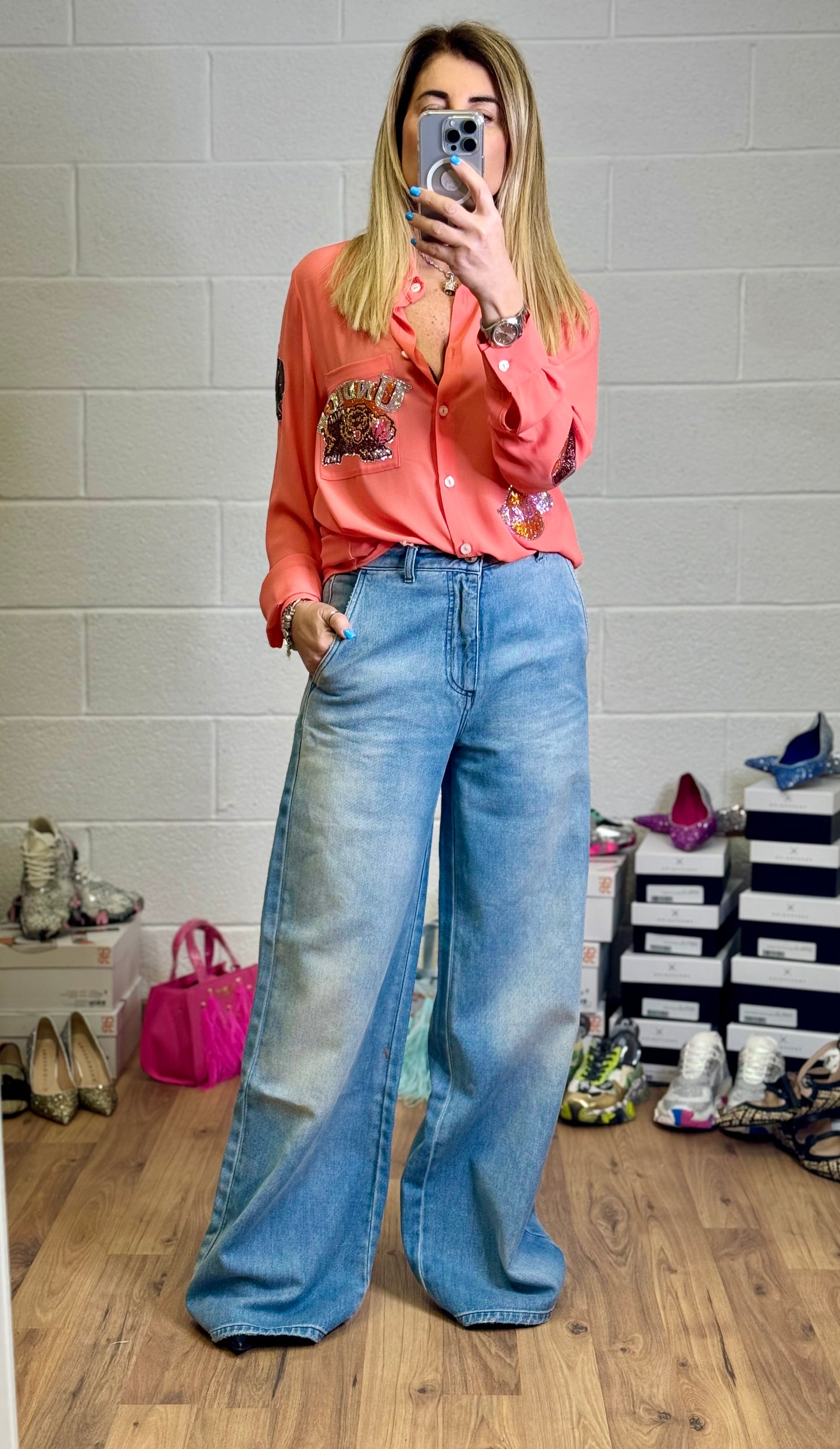Beatrice b. Denim palazzo.