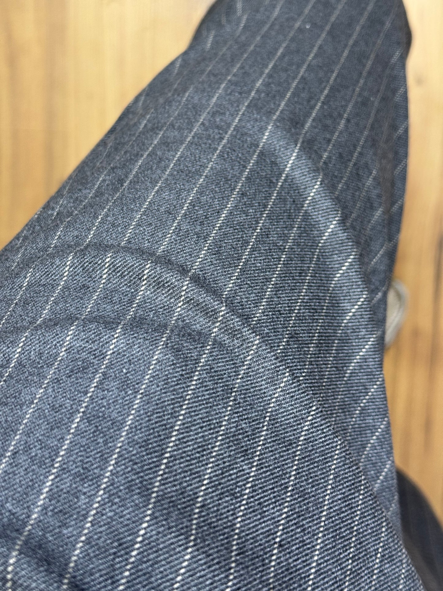 Le Streghe. Pantalone grigio