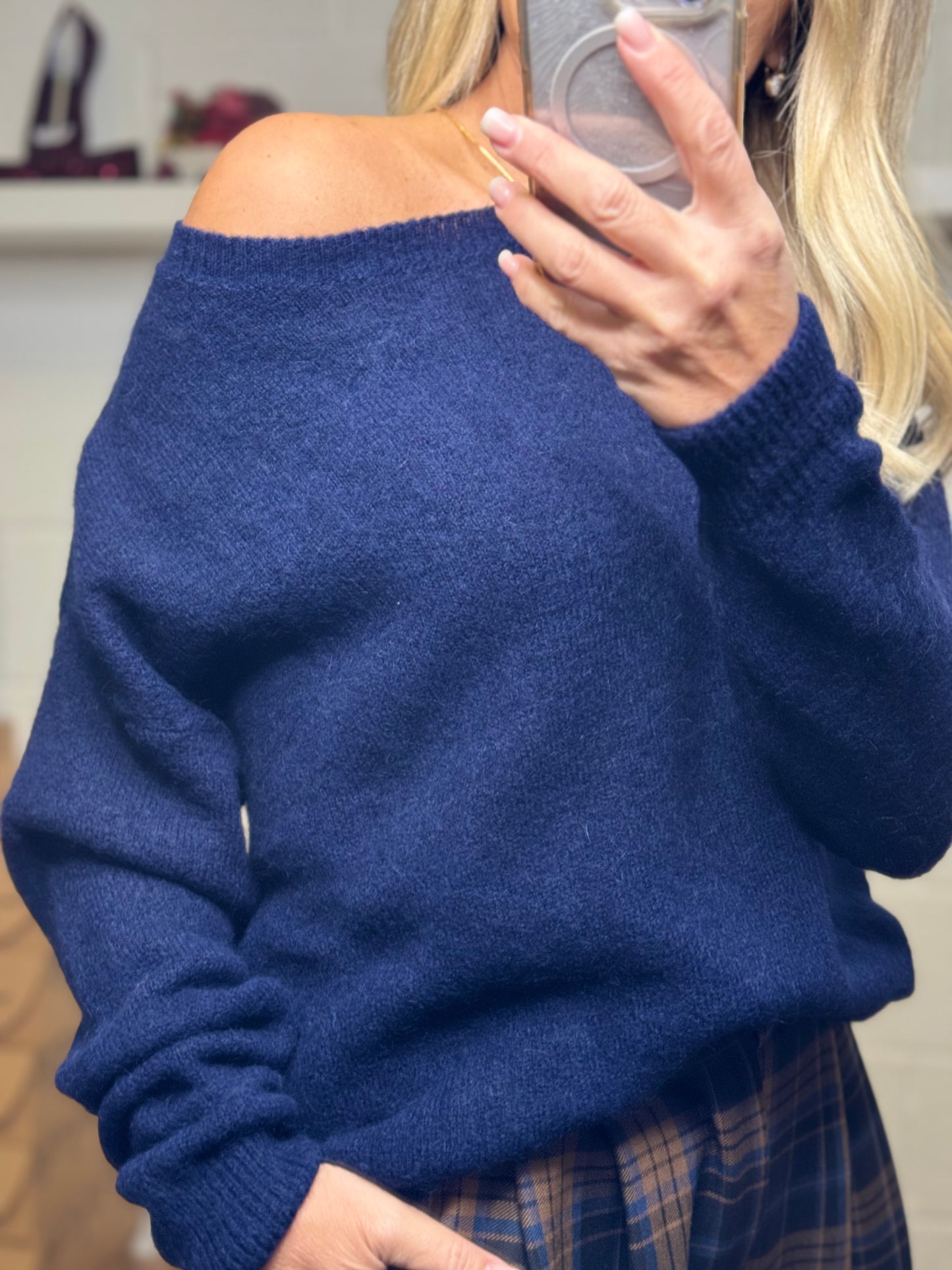 Emma red. Pull in alpaca blu