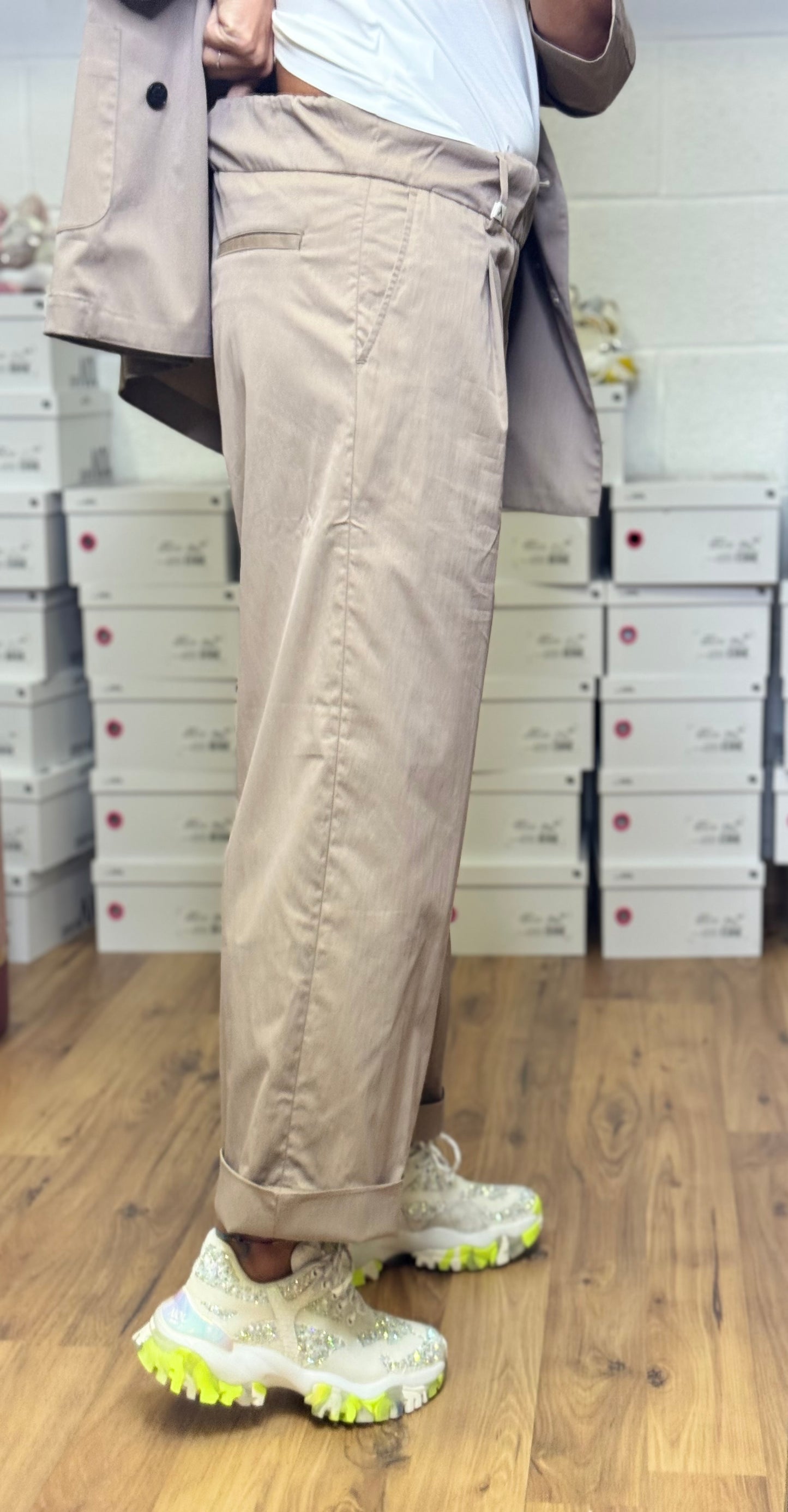 Myths. Pantalone in cotone tortora