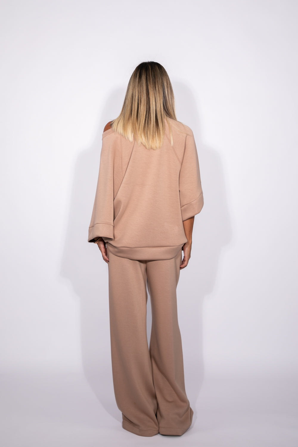 Le Streghe. Pantalone caramello