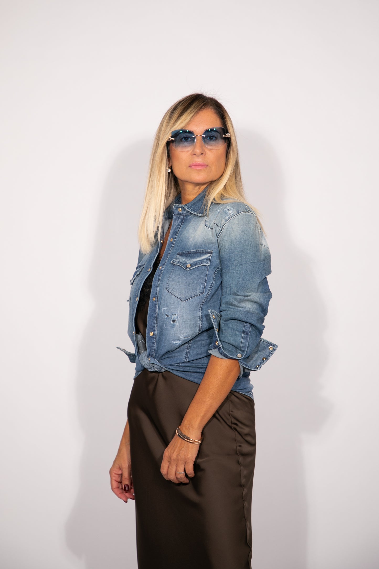 Db soul. Camicia denim con micro strappi