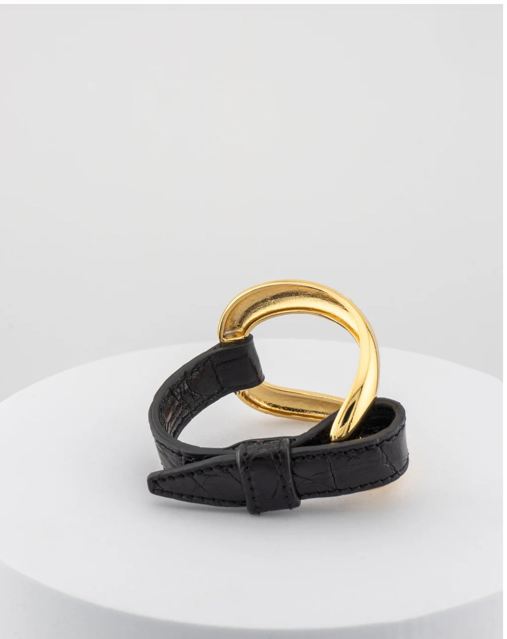 Marri Cortona. Bracciale alligator nero