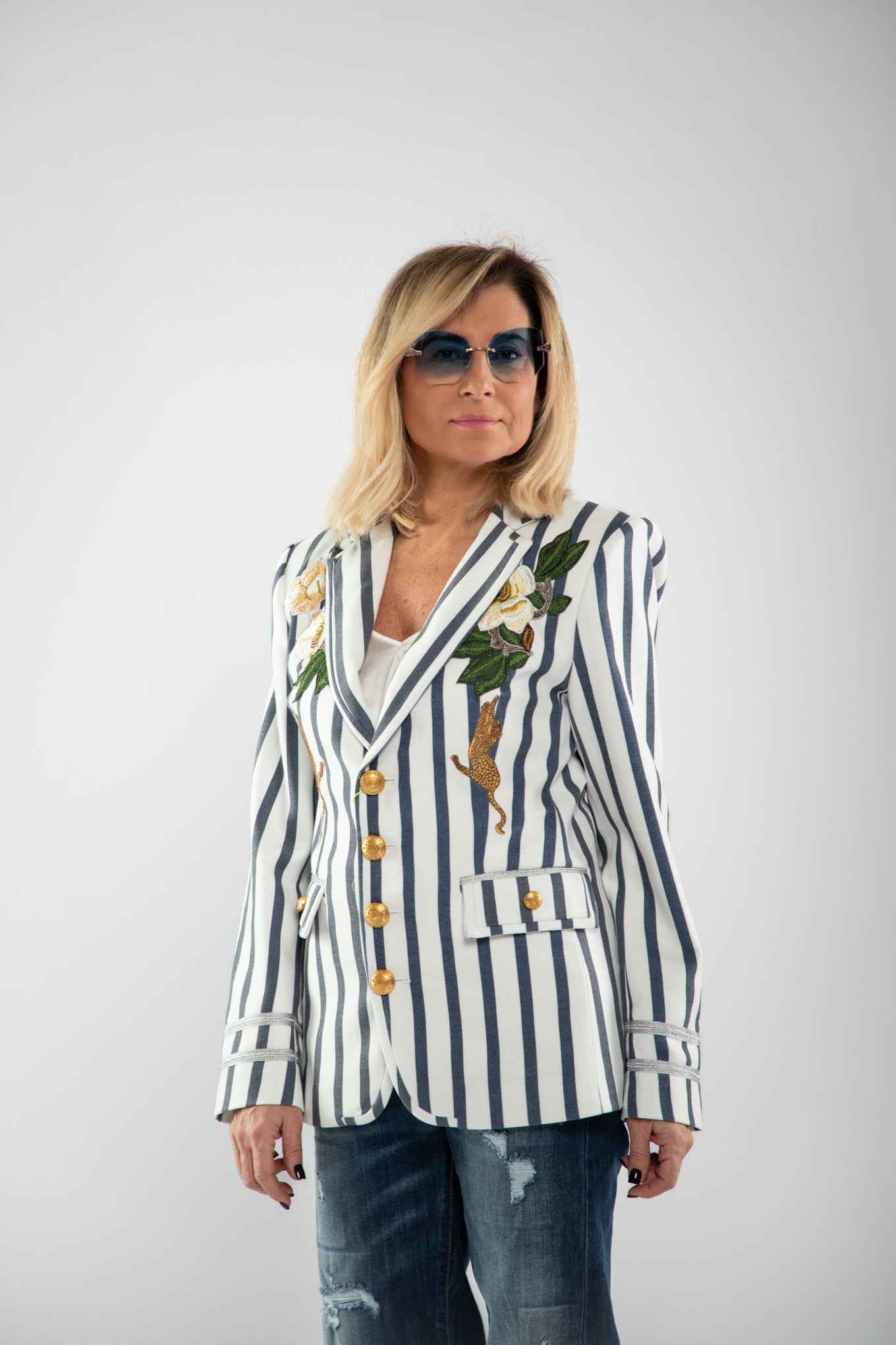 Le Cruel. Blazer bianco e blu-70%