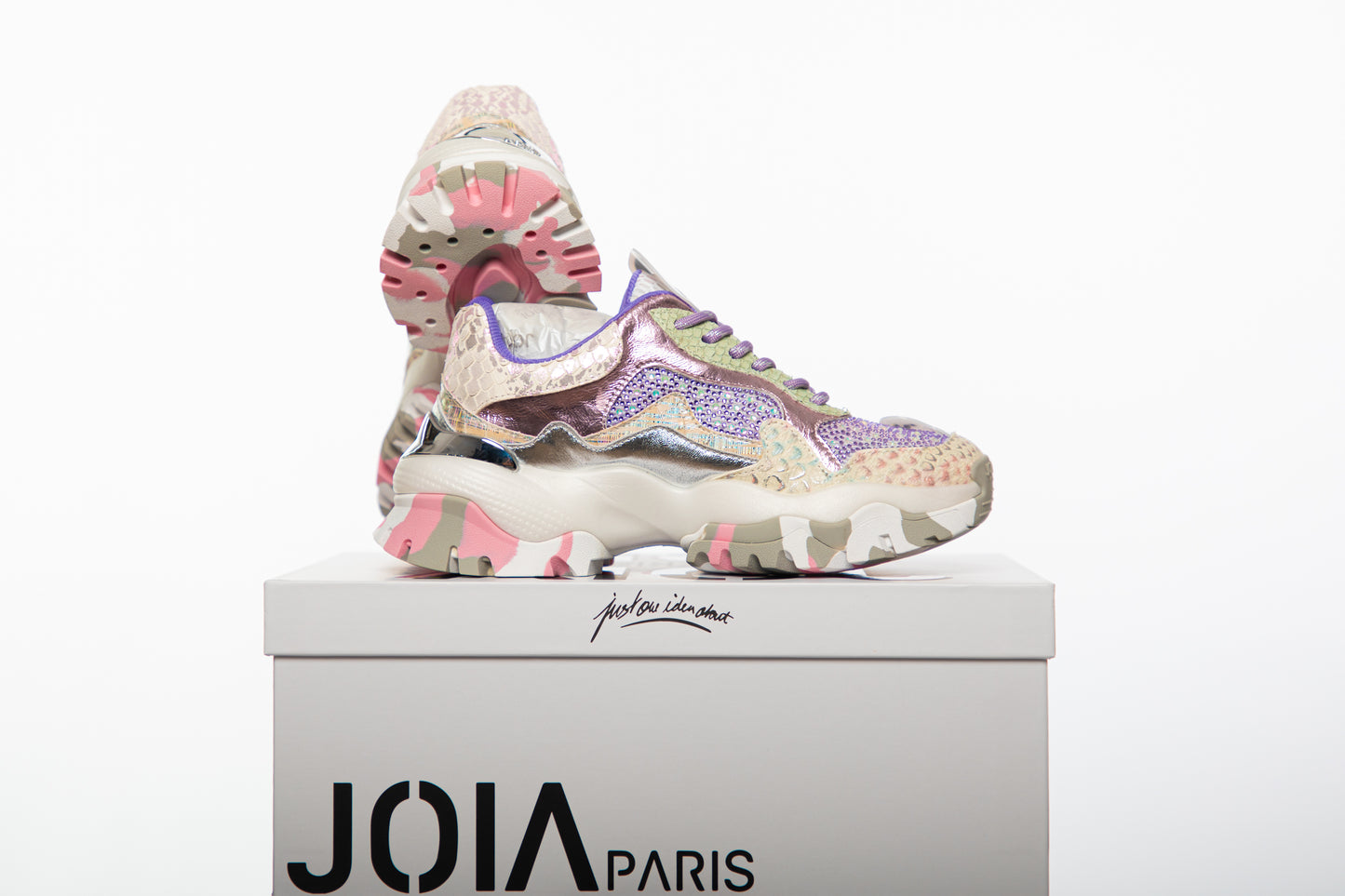 JOIA Paris. Sneakers lilla