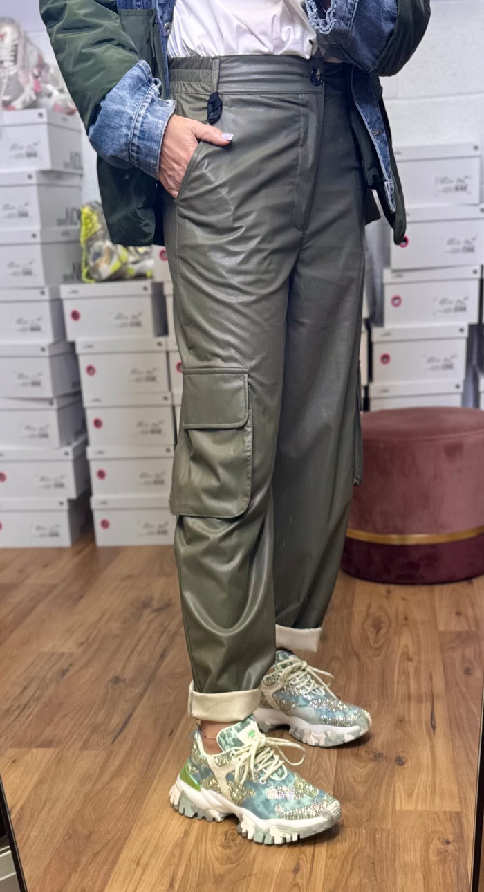 Eva Boutique 21, Le Streghe. Cargo verde-50%