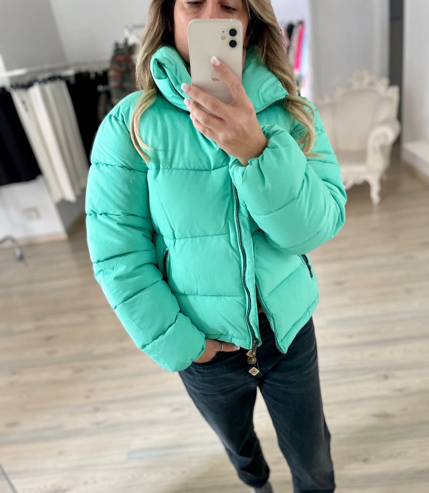 Glamorous. Piumino verde menta.-70%