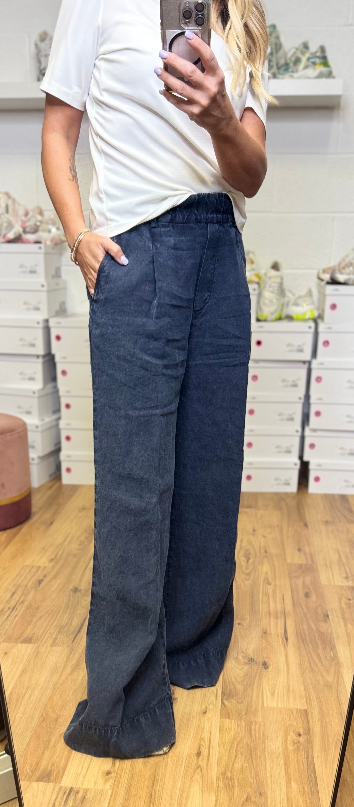 Myths. Panta in lino blu-50%
