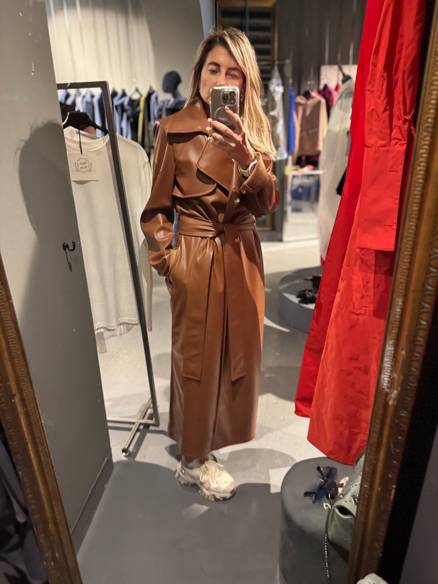 Mimi et mama. Trench champagne mood