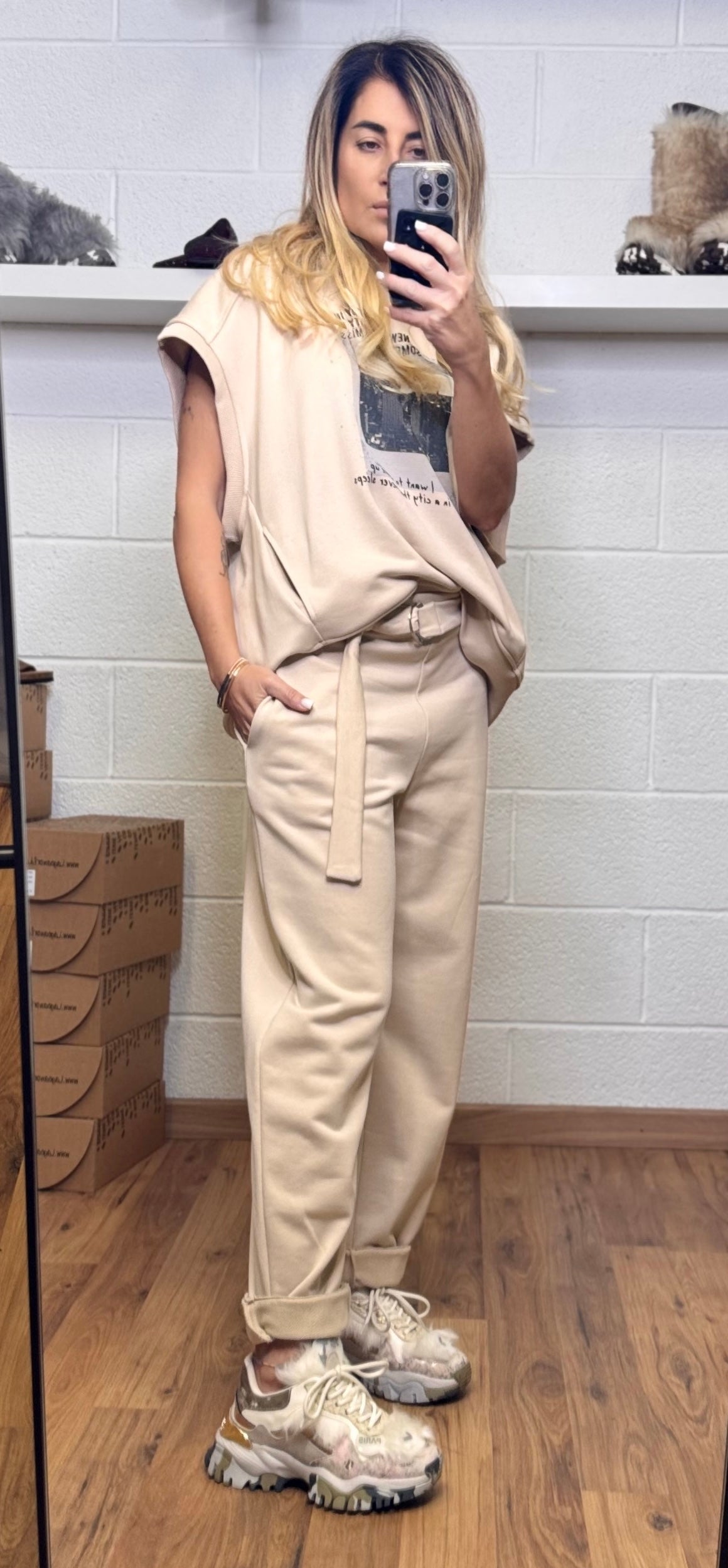 Le Streghe denim. Completo beige