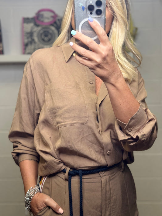Front Street. Camicia in lino -60%
