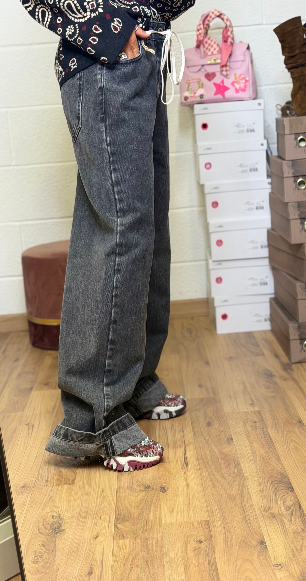 Front Street. Denim con coulisse e risvolto