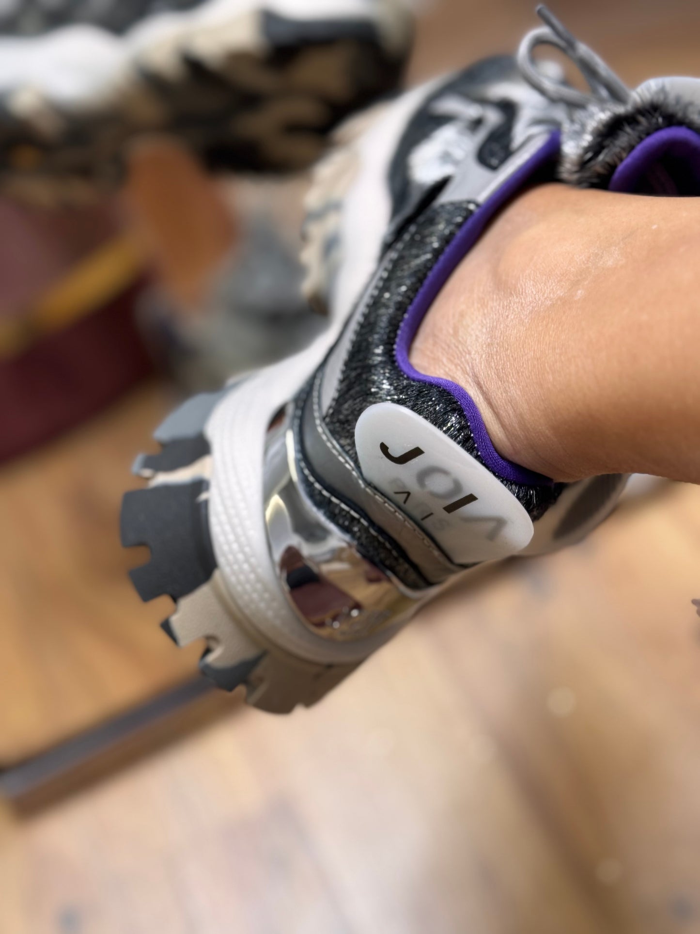 Joia Paris. Sneakers black grey-40%