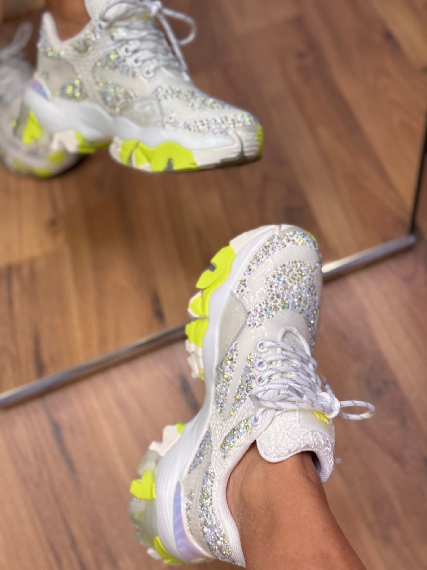 Joia Paris.sneakers Swarovski Bianchi