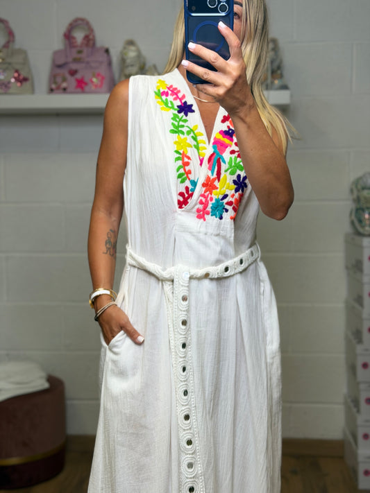 ABpink. Abito lungo bianco con ricami-20%
