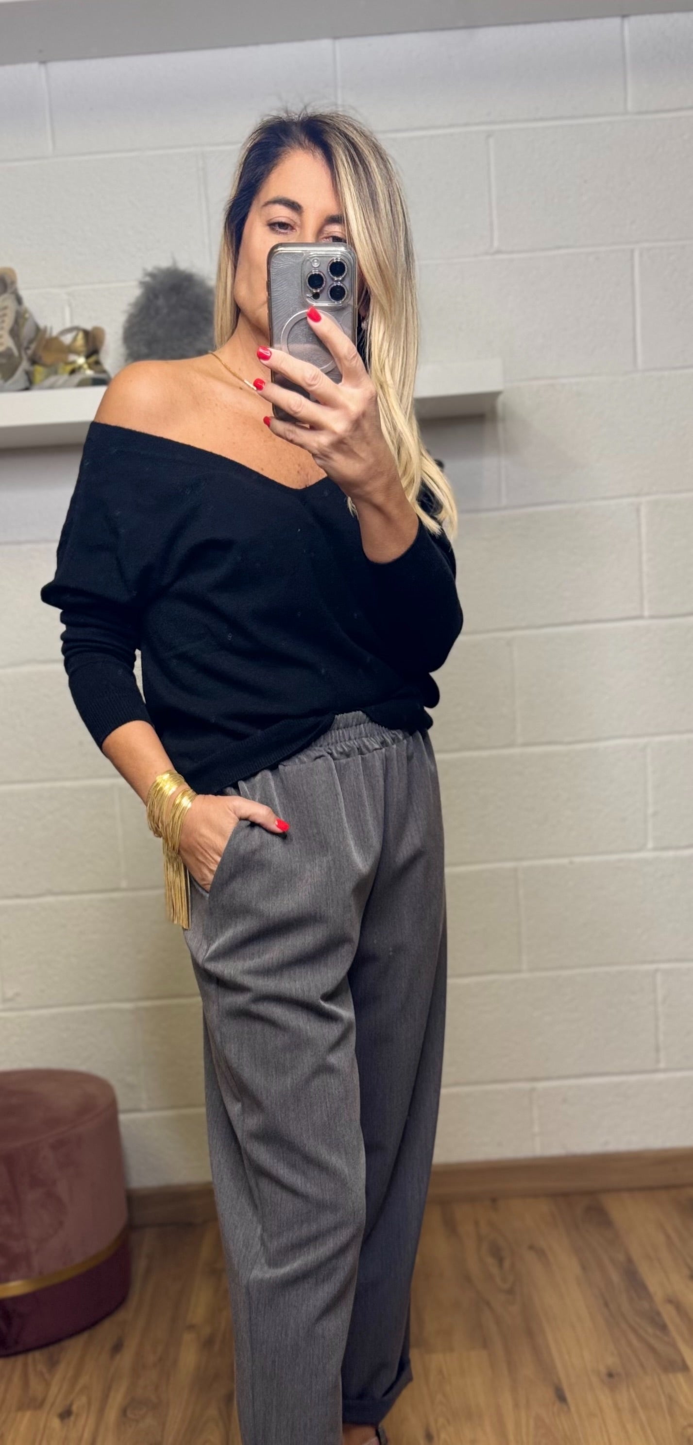 Le Streghe. Maglia scollo a V