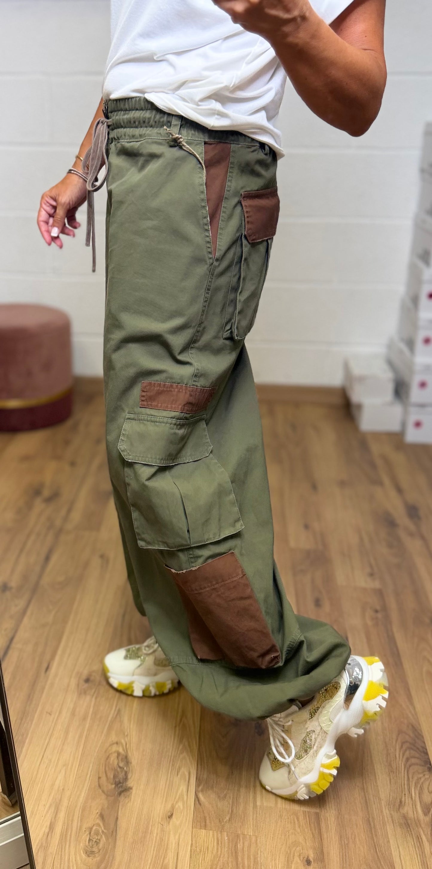 Front Street. Pantalone Cargo Utility – Verde Militare