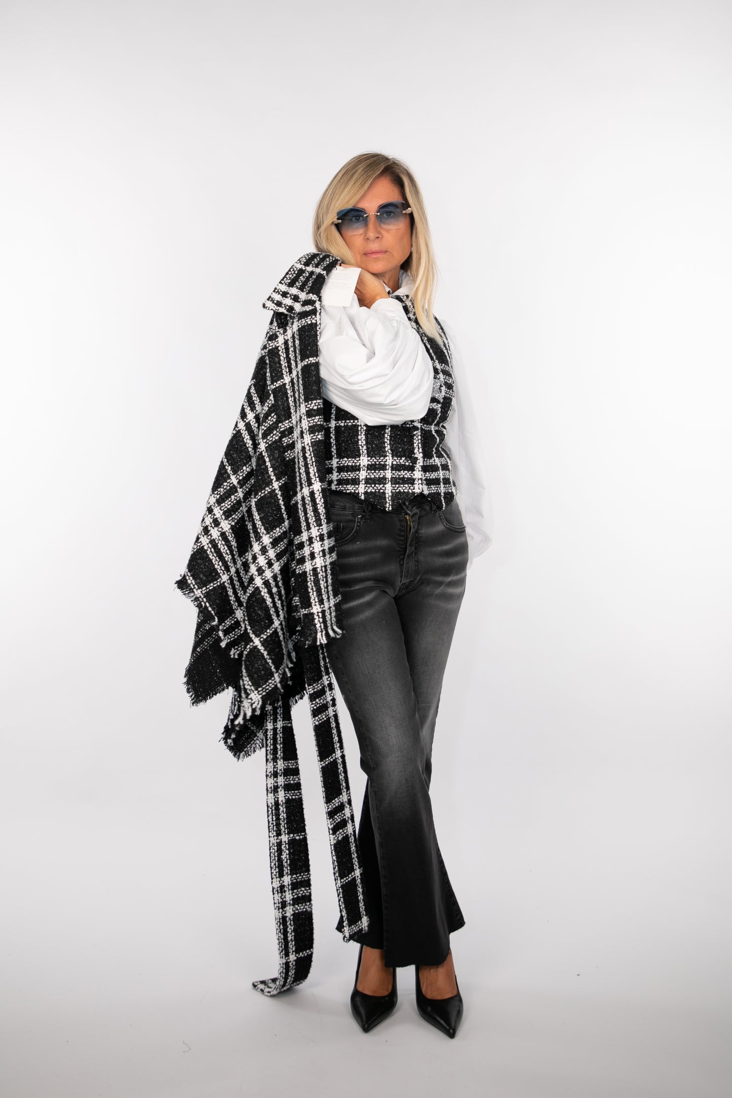 Mimi et mama . Mantella in tweed