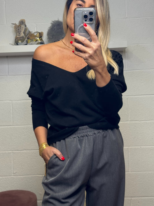 Le Streghe. Maglia scollo a V