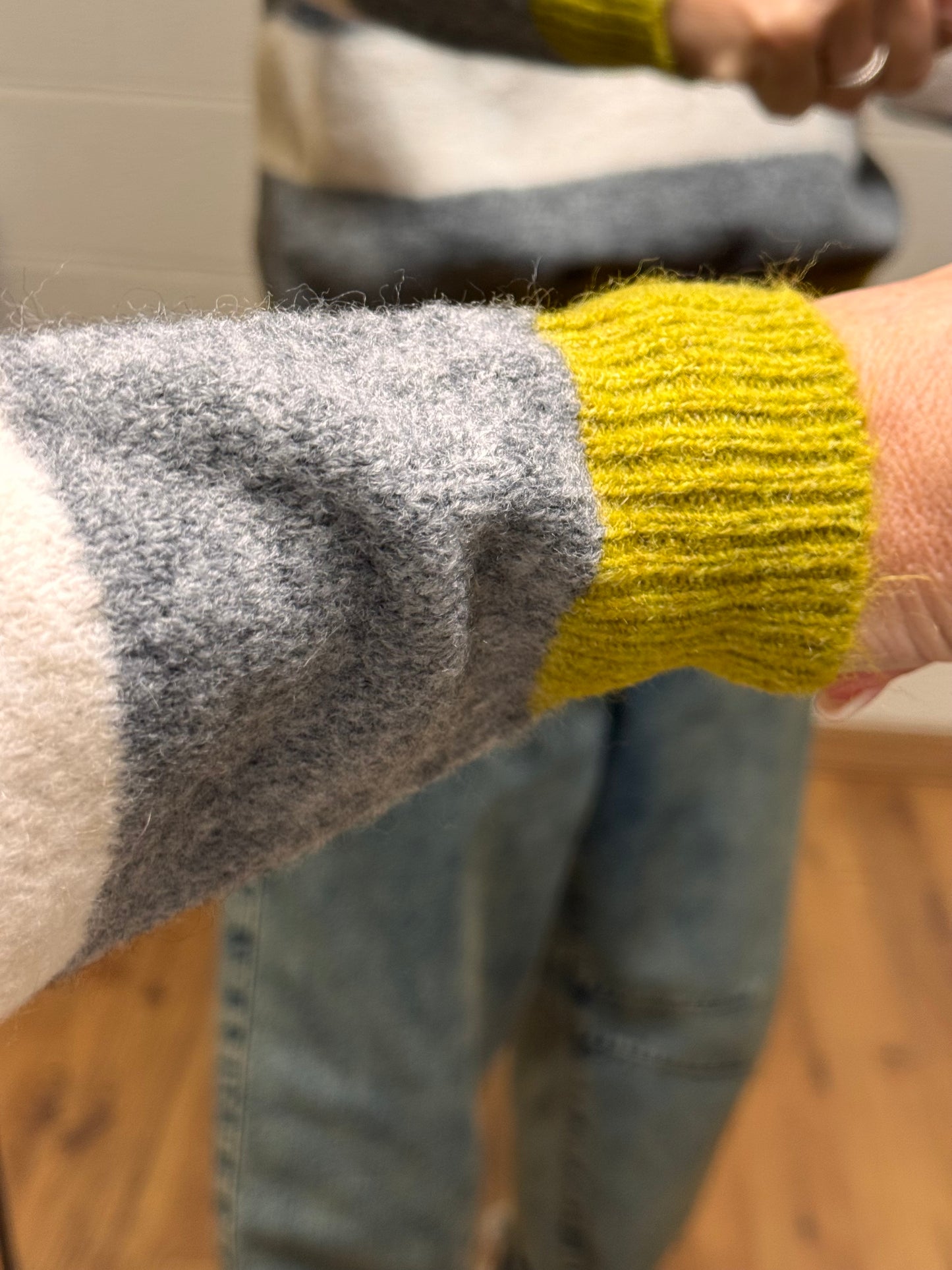 Le streghe. Pull a righe-60%