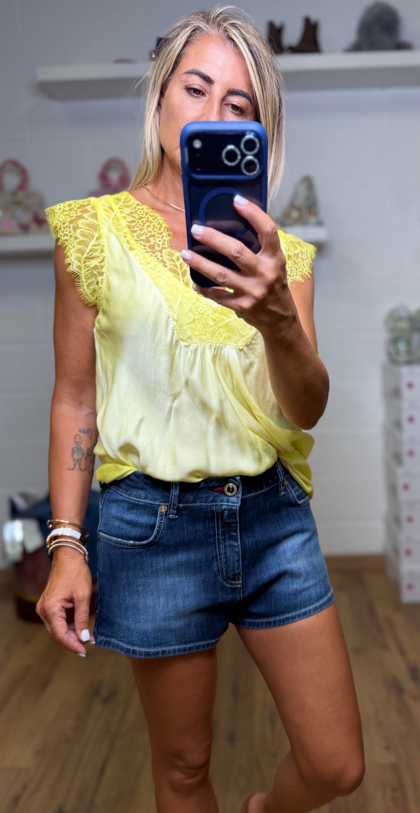 DBsoul. Shorts in denim blu elasticizzato-50%
