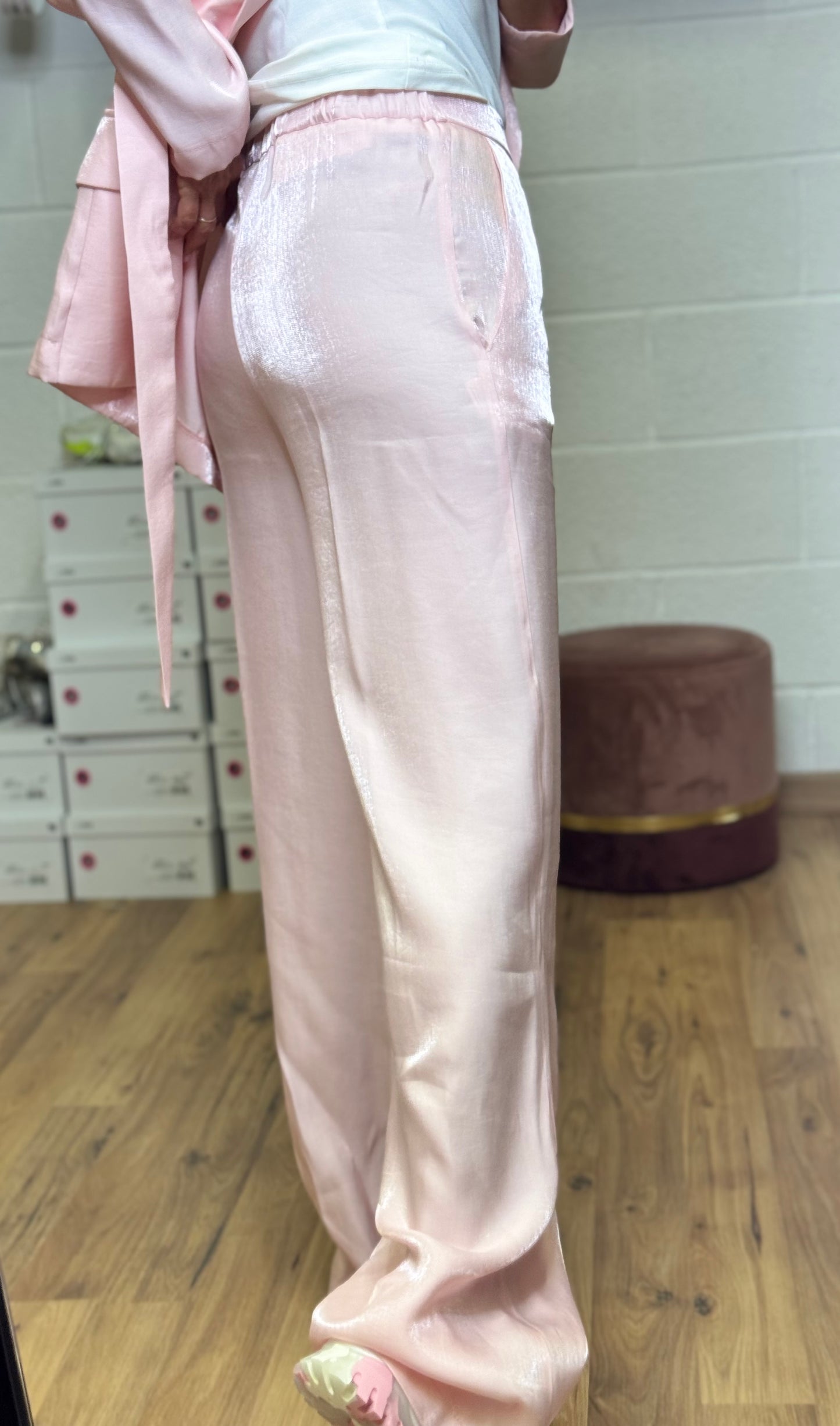 Mimi et Mama. Tailleur rosa baby