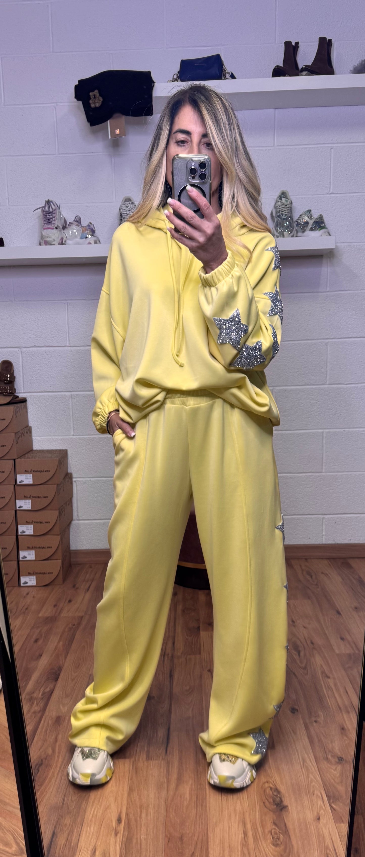 Mimi et mama. Panta baloon giallo