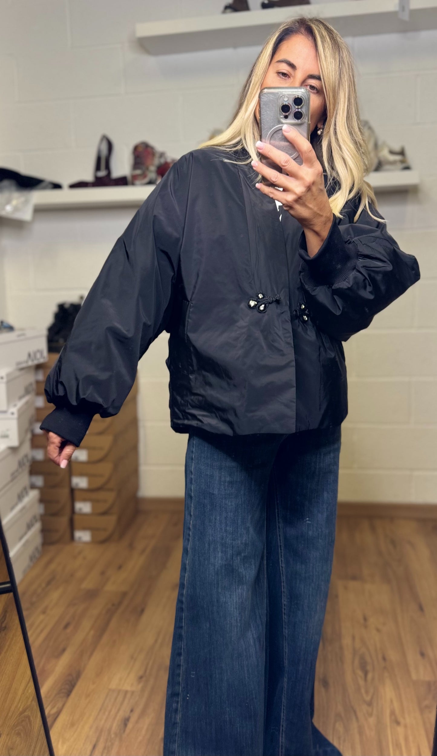 Le Streghe. Bomber nero