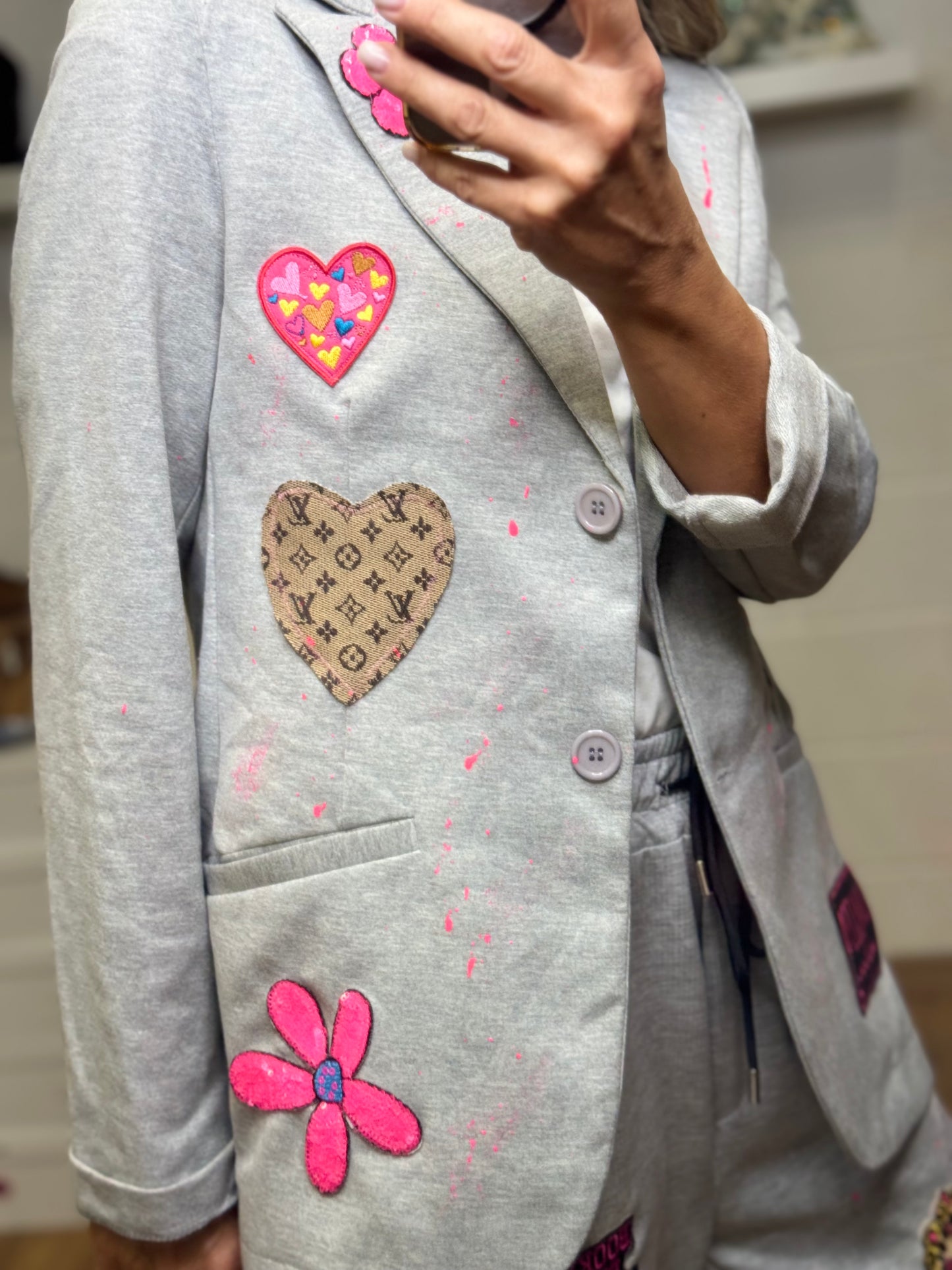 AB Pink. Completo in cotone garzato grigio