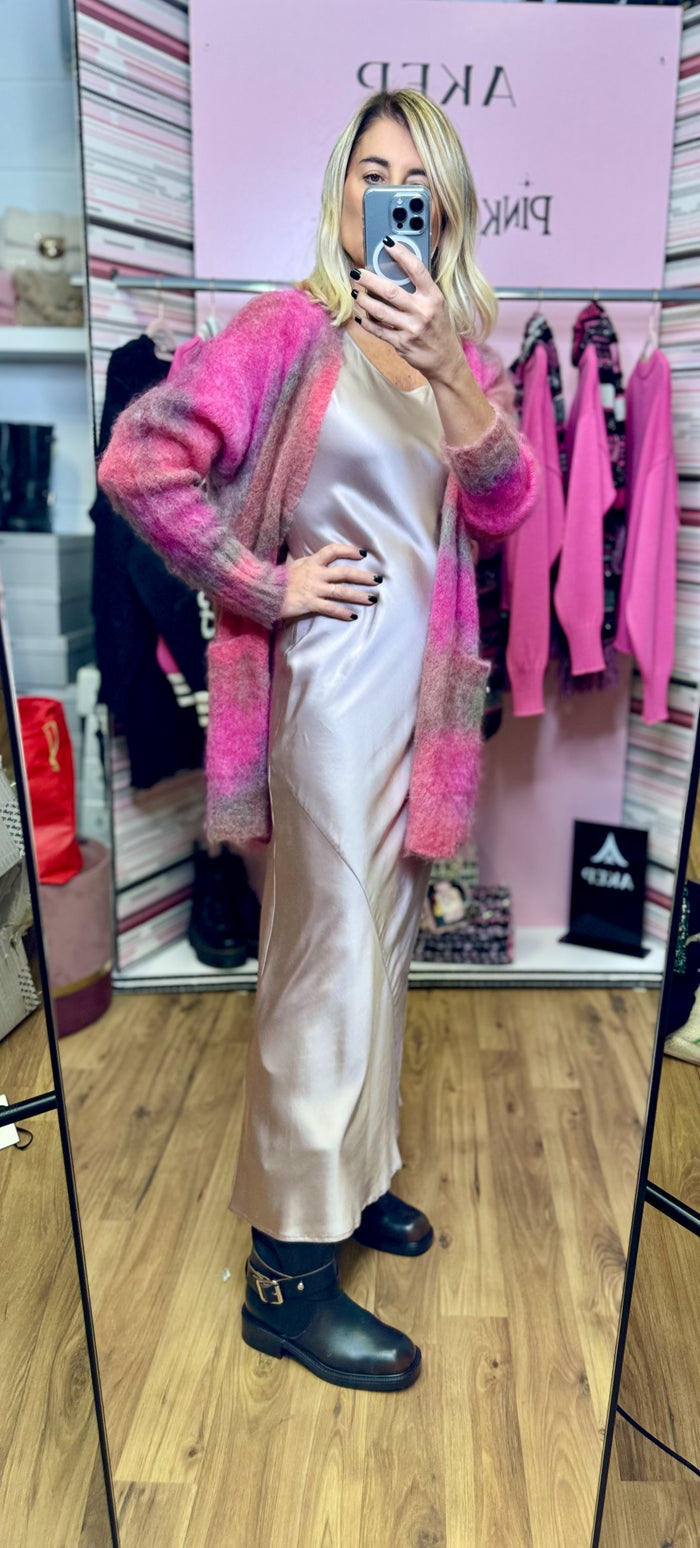 Eva Boutique 21, Attic and barn. Abito lungo