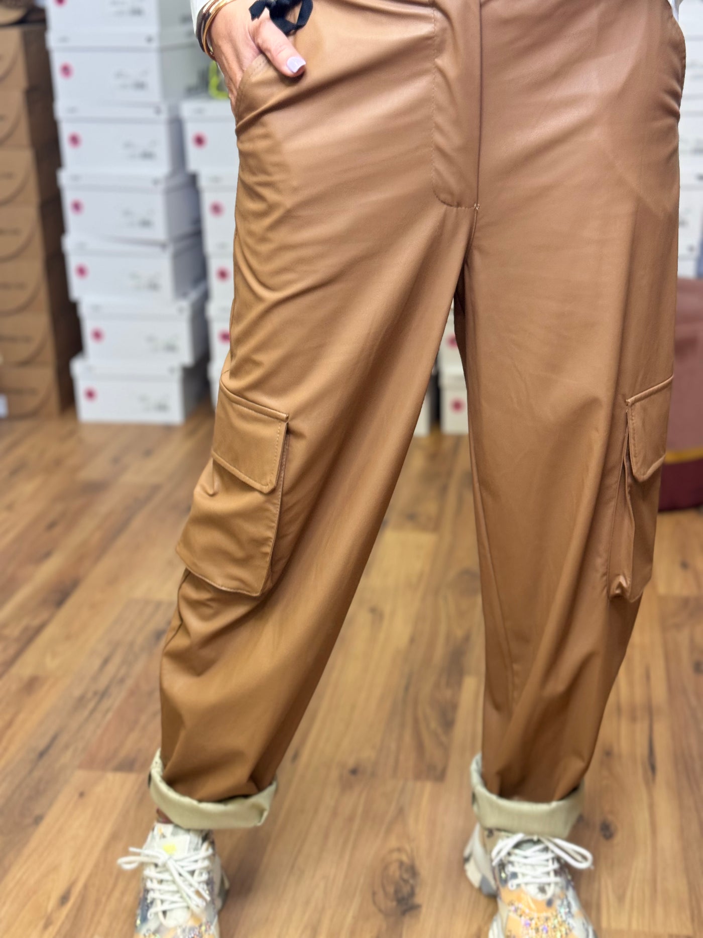 Le Streghe. Cargo cammello-50%