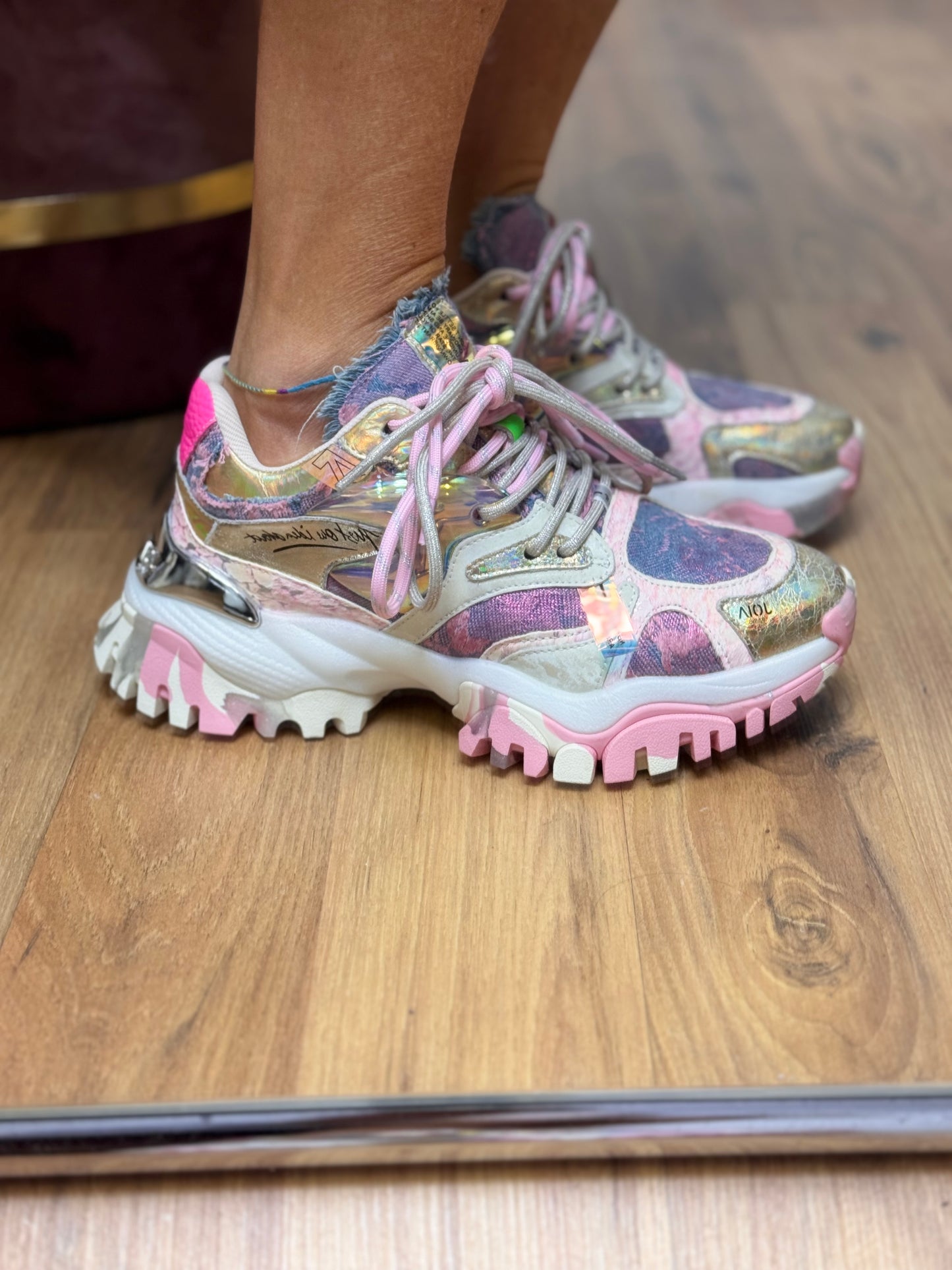 Joia Paris. Sneakers rosa e denim.-30%