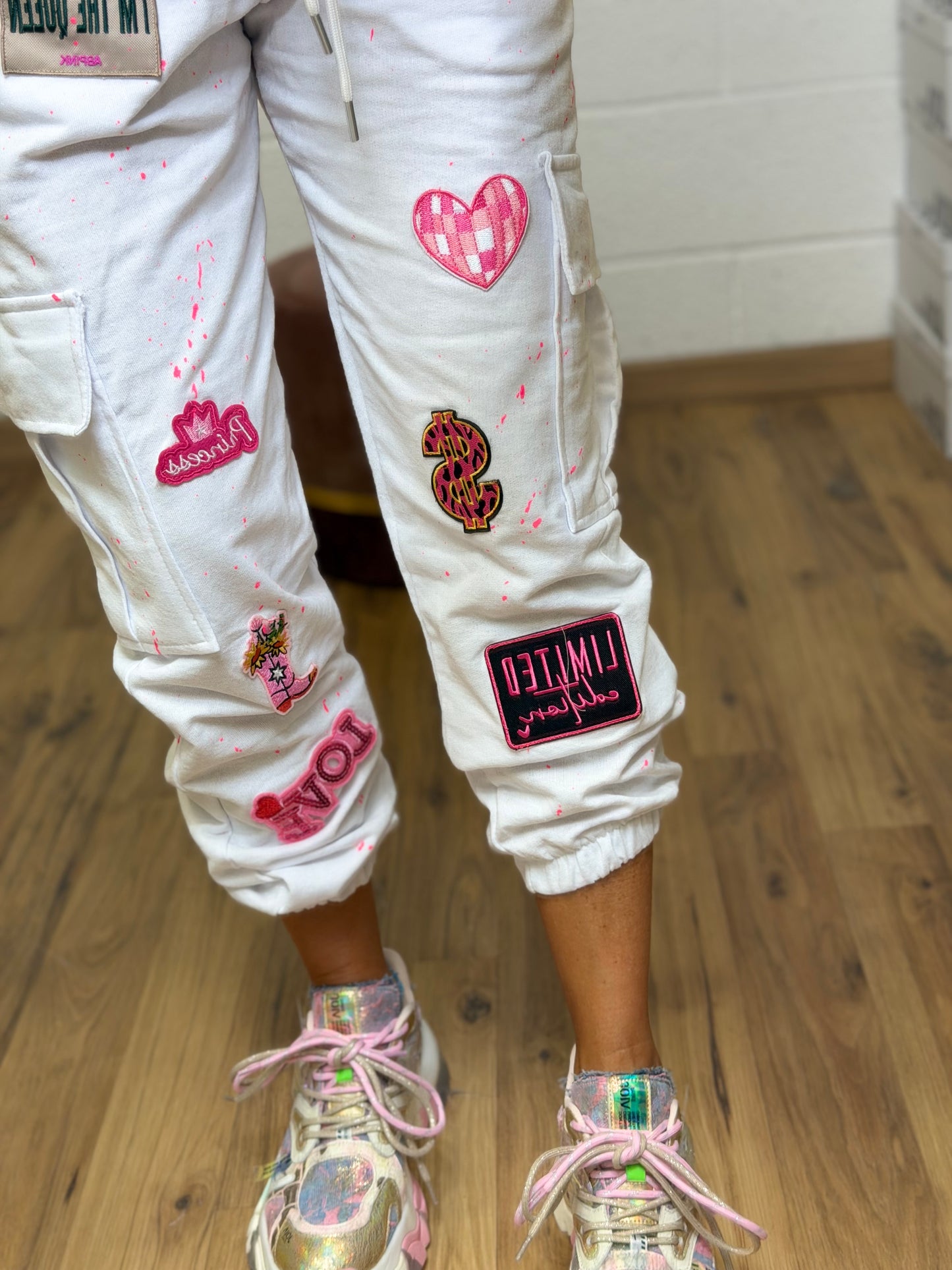 Abpink. Pantalone Cargo Patch – Edizione Esclusiva