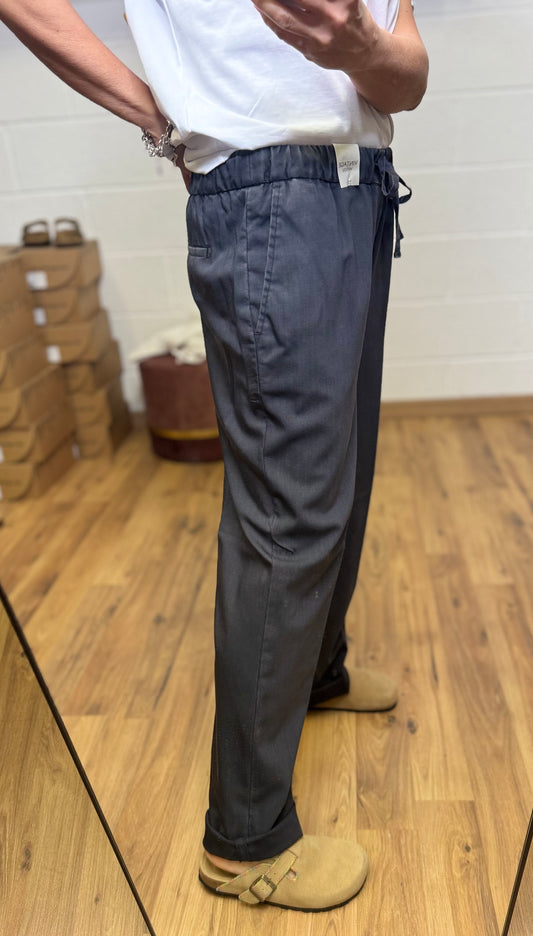 Myths. Pantalone nero-60%