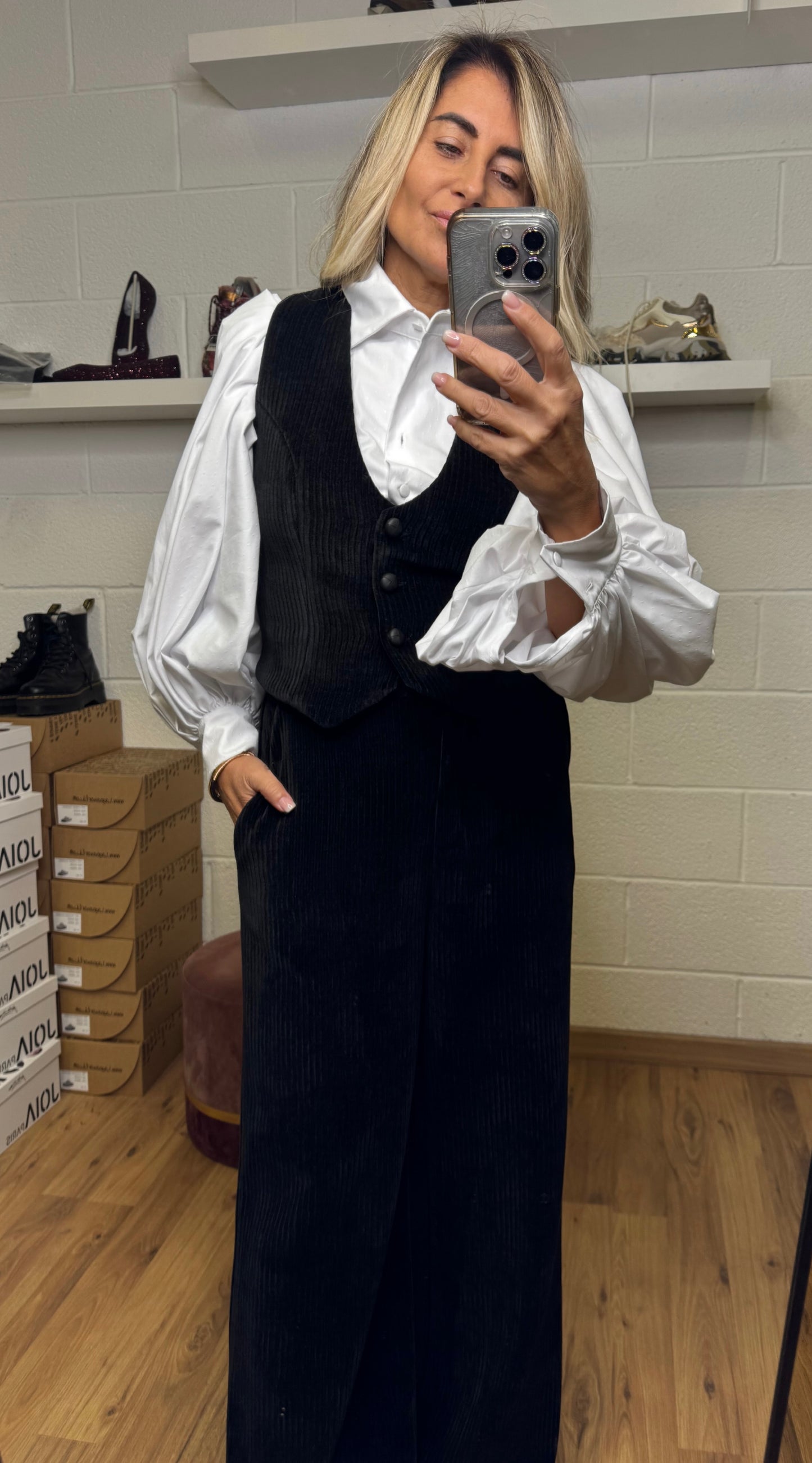 Mimi et mama.Gilet in velluto nero