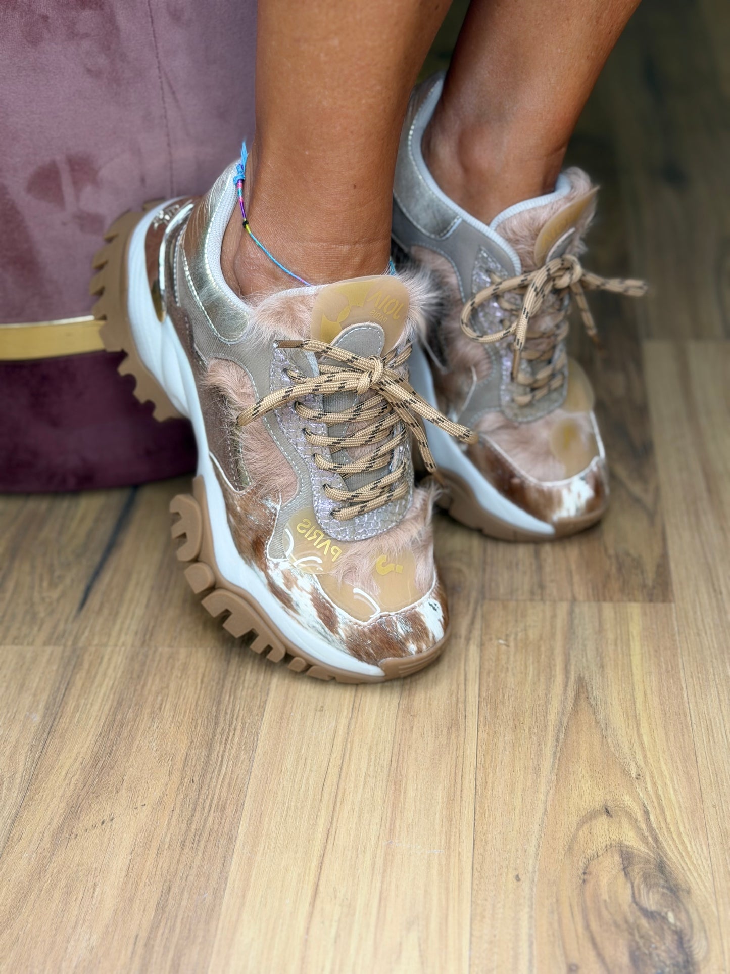 Joia Paris. Sneakers camel