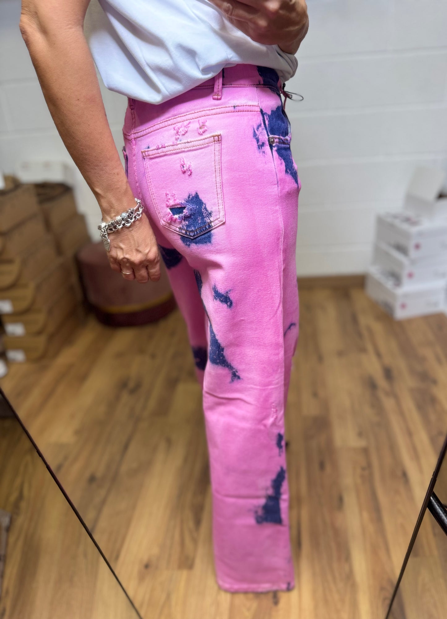 I love my pants. Pantalone fucsia