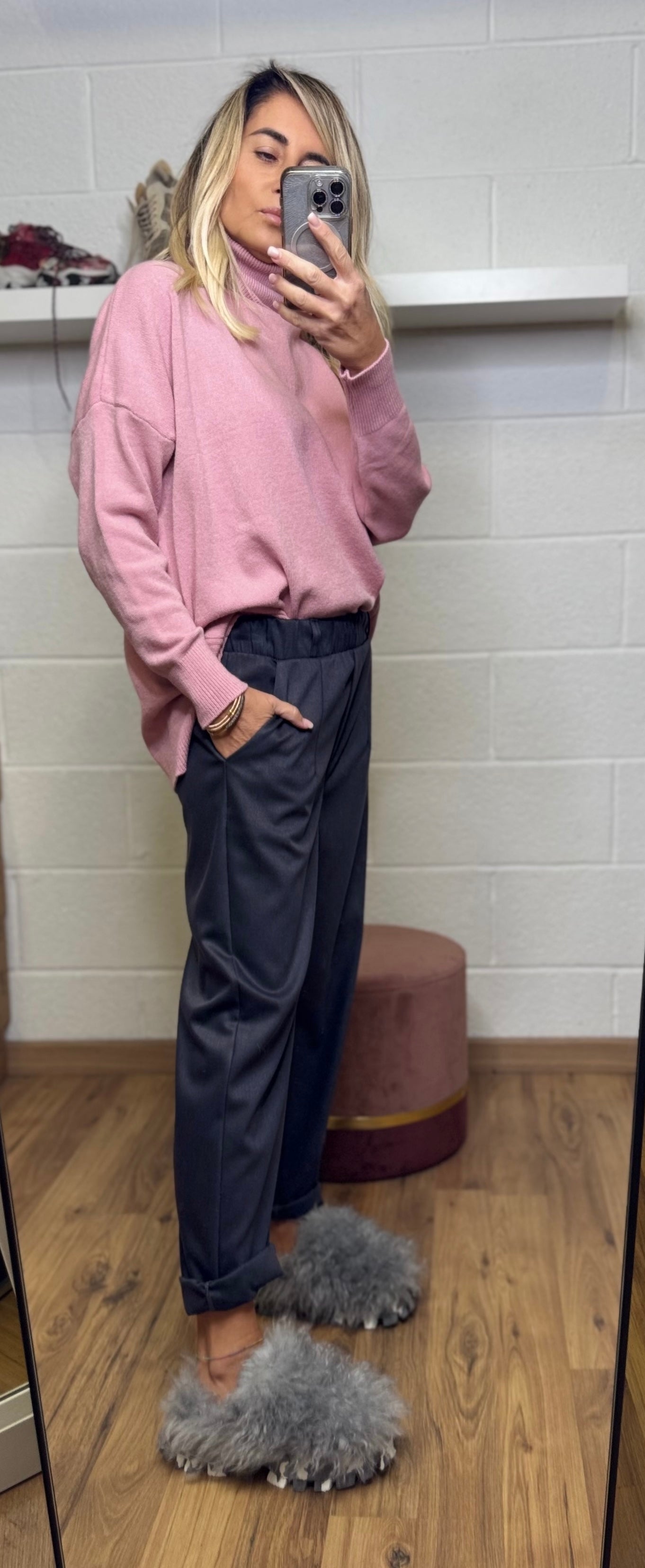 Le Streghe. Pull rosa