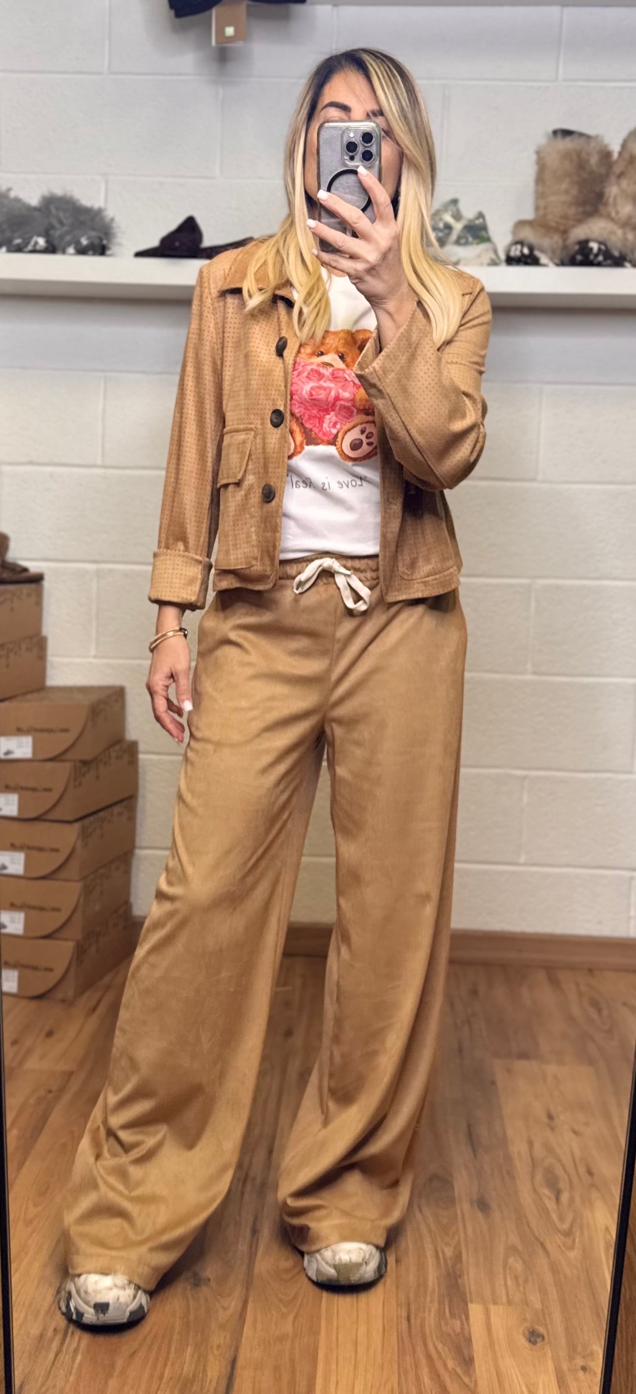 Le Streghe. Blazer in suede